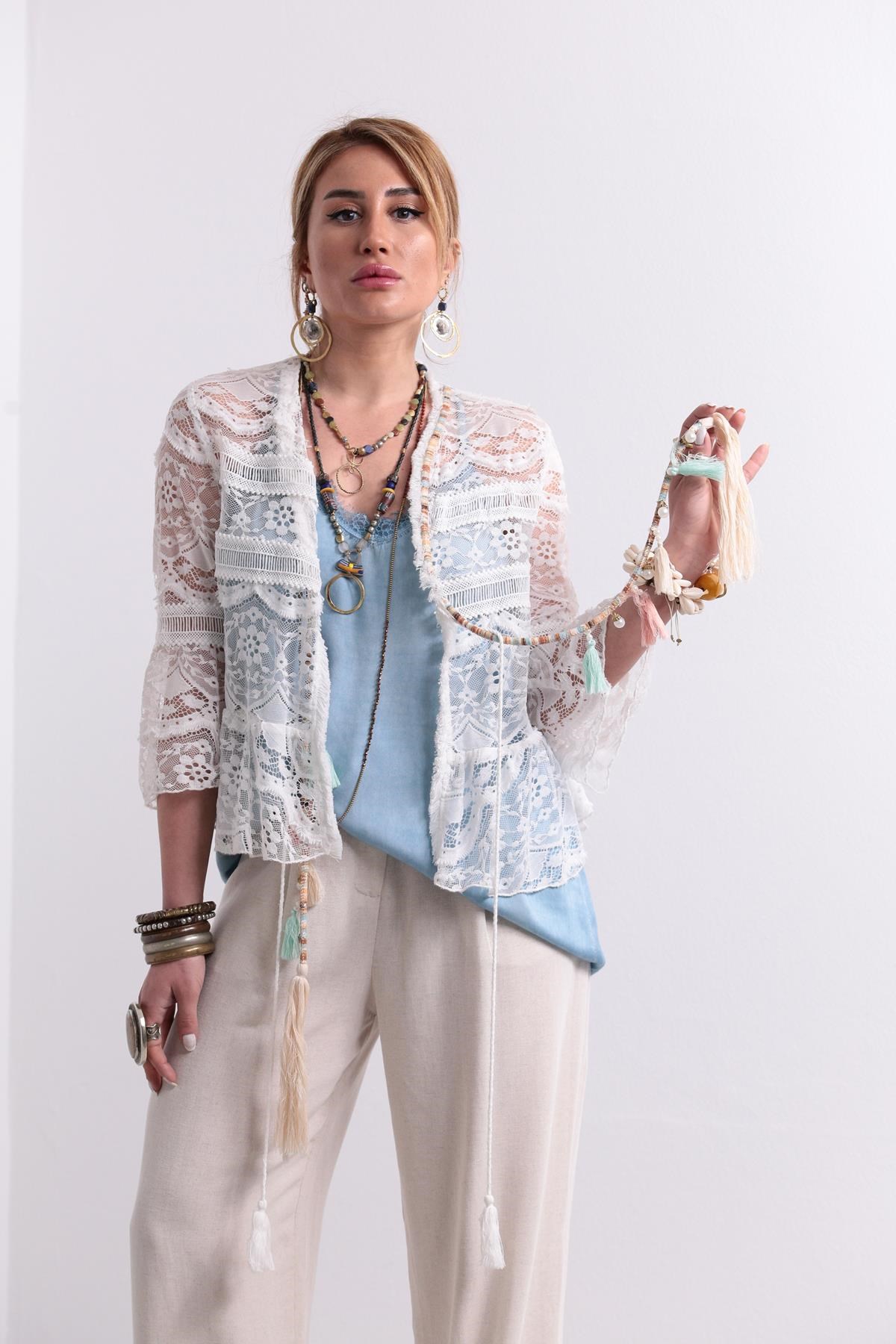 Beyaz Dantelli Önü Püsküllü Ceket - Şaman Butik - Bohem Giyim ve Aksesuar |  Kadın & Erkek