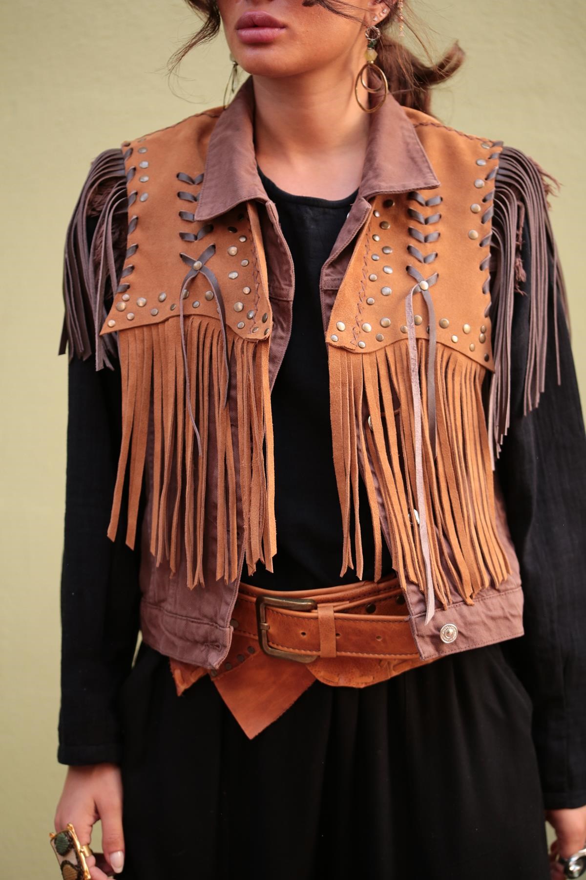 Kahverengi Püsküllü Deri Yelek - Şaman Butik - Bohem Giyim ve Aksesuar |  Kadın & Erkek