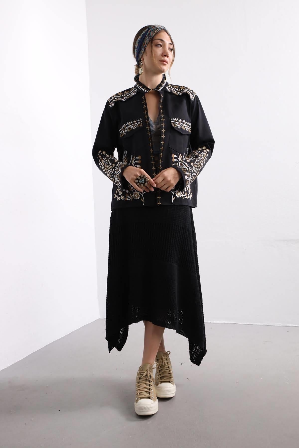 Siyah Etnik İşlemeli Ceket - Şaman Butik Siyah Etnik İşlemeli Ceket
