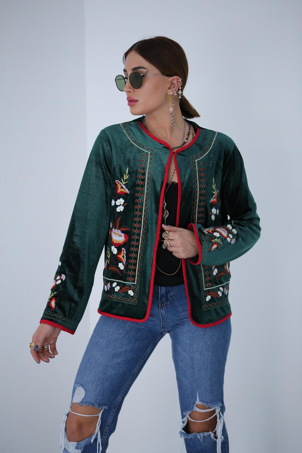 Zümrüt Yeşili İşlemeli Simli Kadife Ceket - Şaman Butik - Bohem Giyim ve  Aksesuar | Kadın & Erkek
