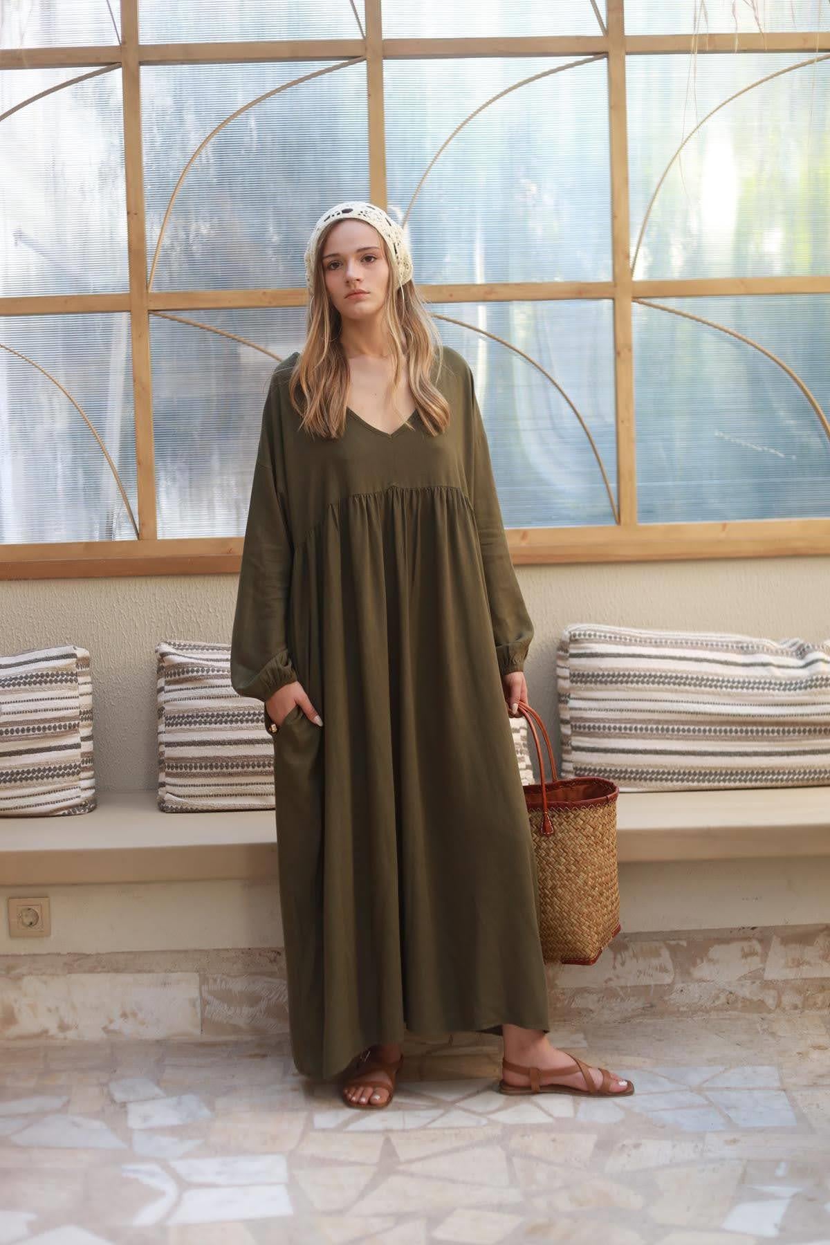 Haki V Yaka Kolları Büzgülü Keten Elbise