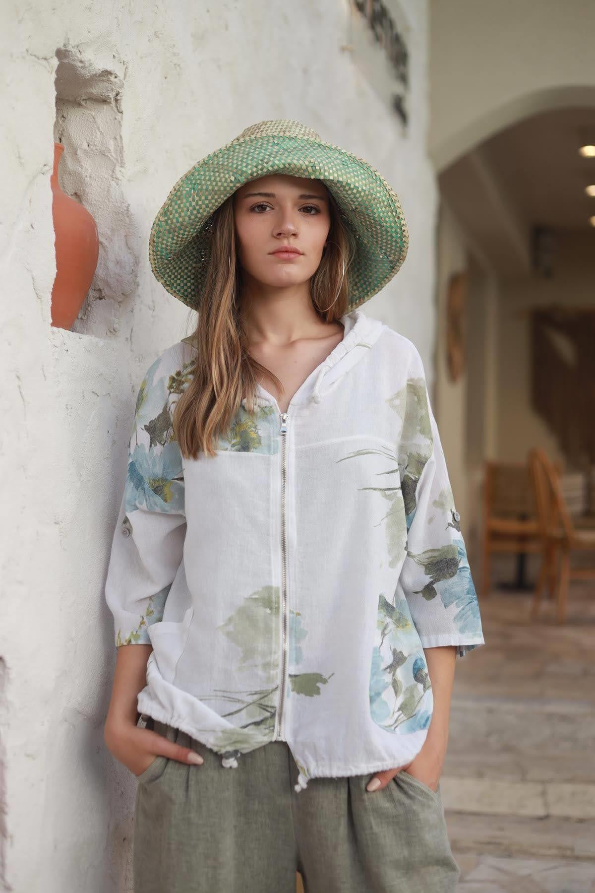 Beyaz Fermuarlı Kapüşonlu Ceket