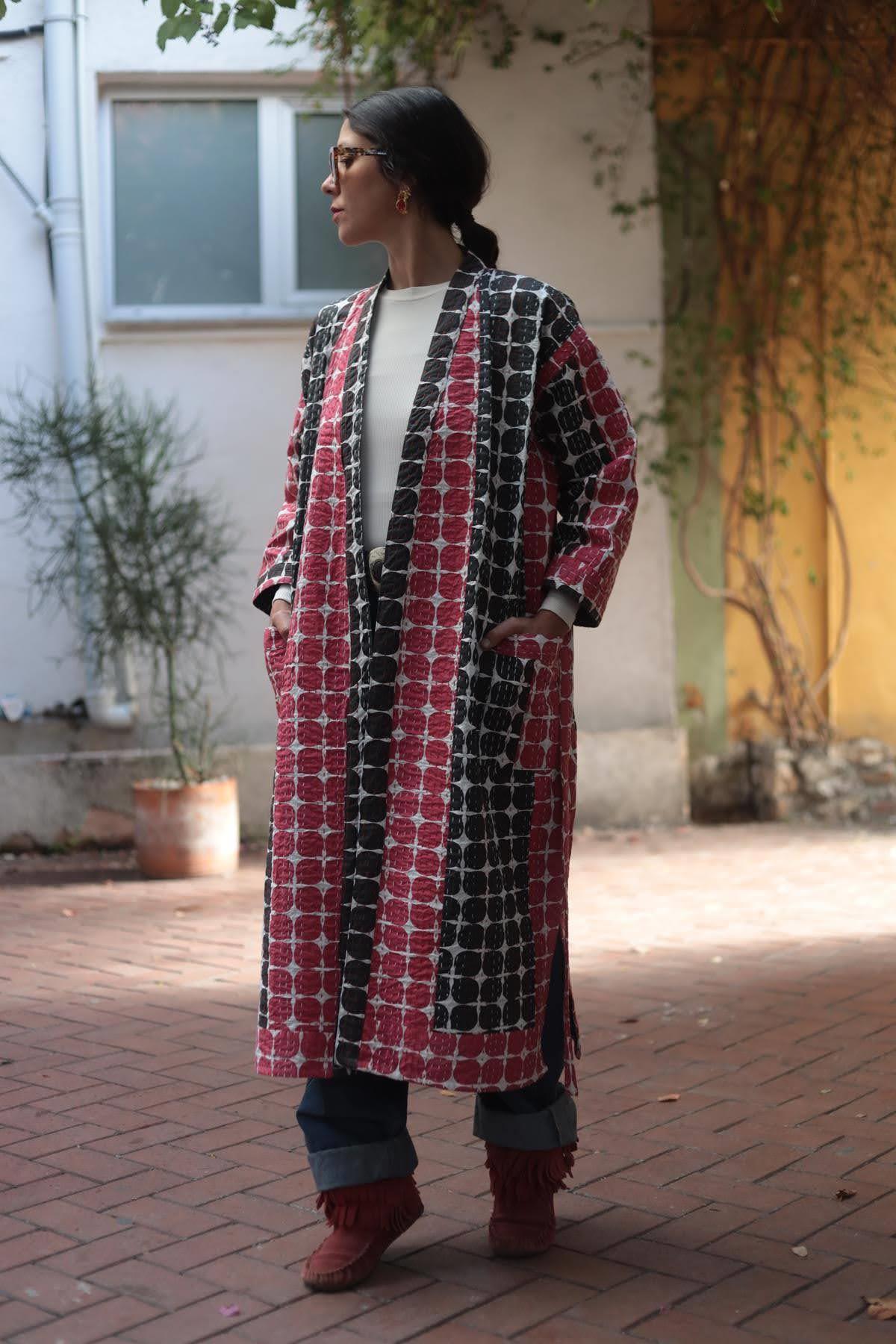 Siyah Desenli Çoban Dikişli Kaftan