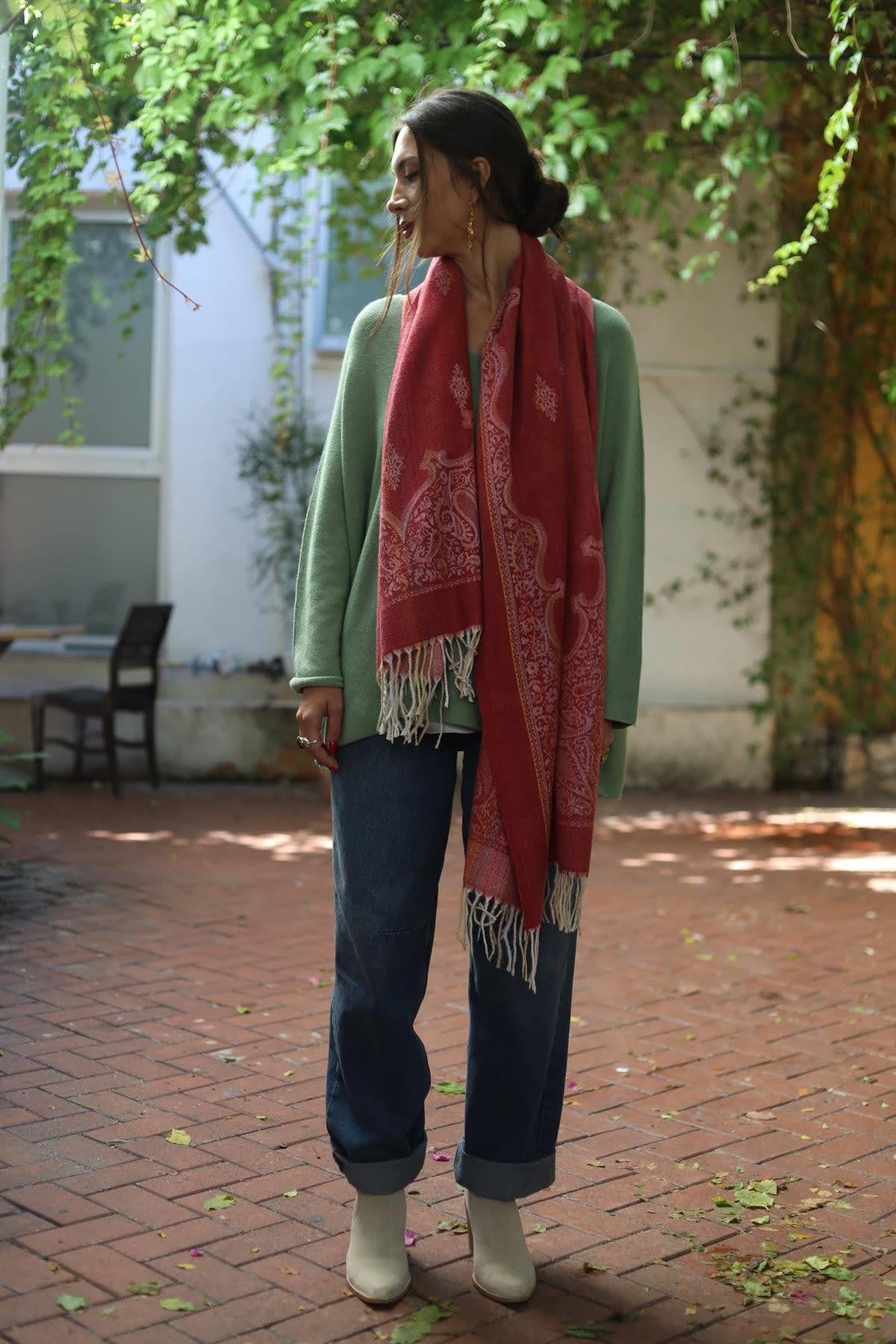 Fuşya Desenli Püsküllü Kaşmir Şal