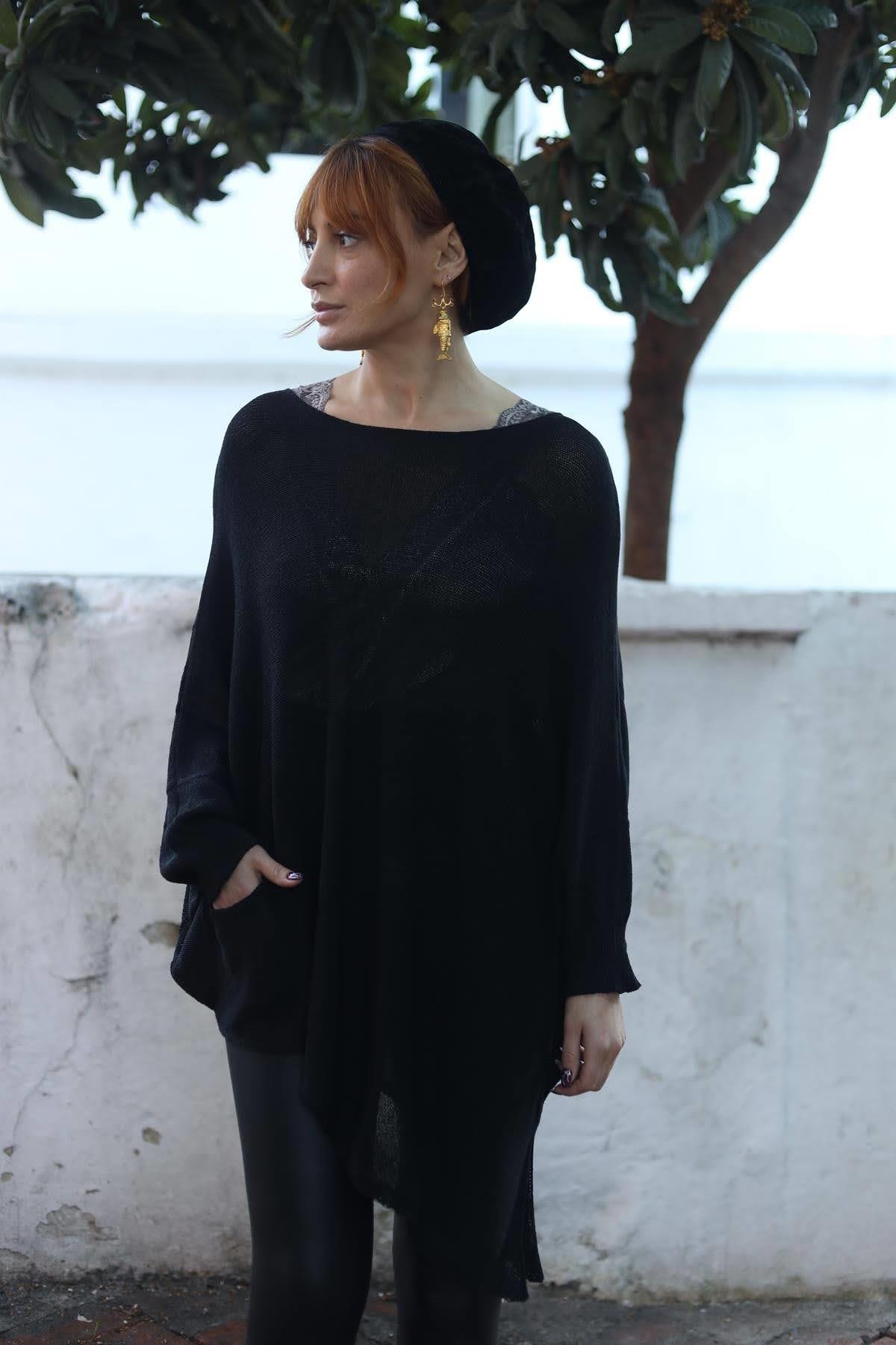 Siyah Asimetrik Kesim Cepli Tunik