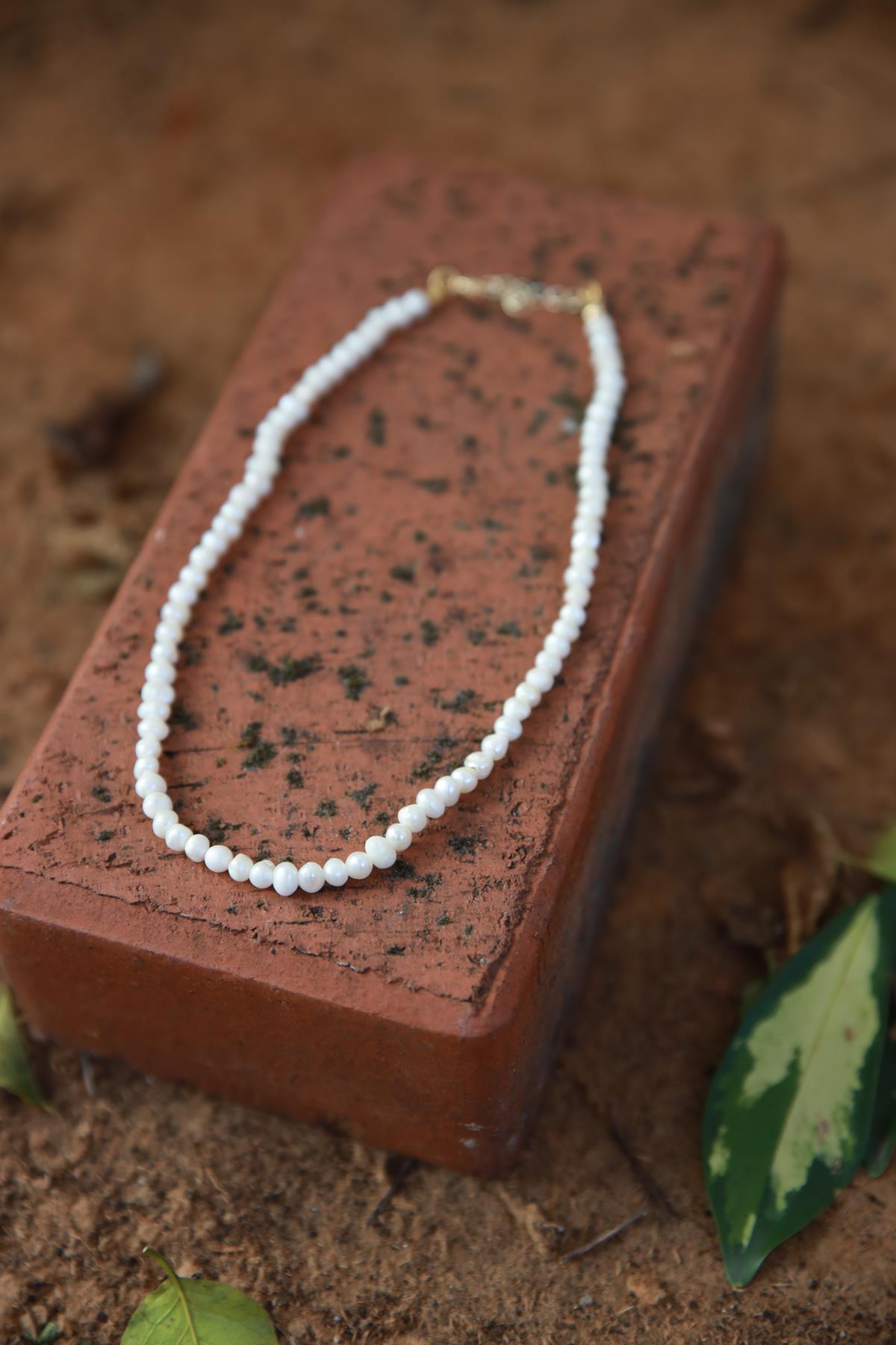 Sıralı İnci Kolye