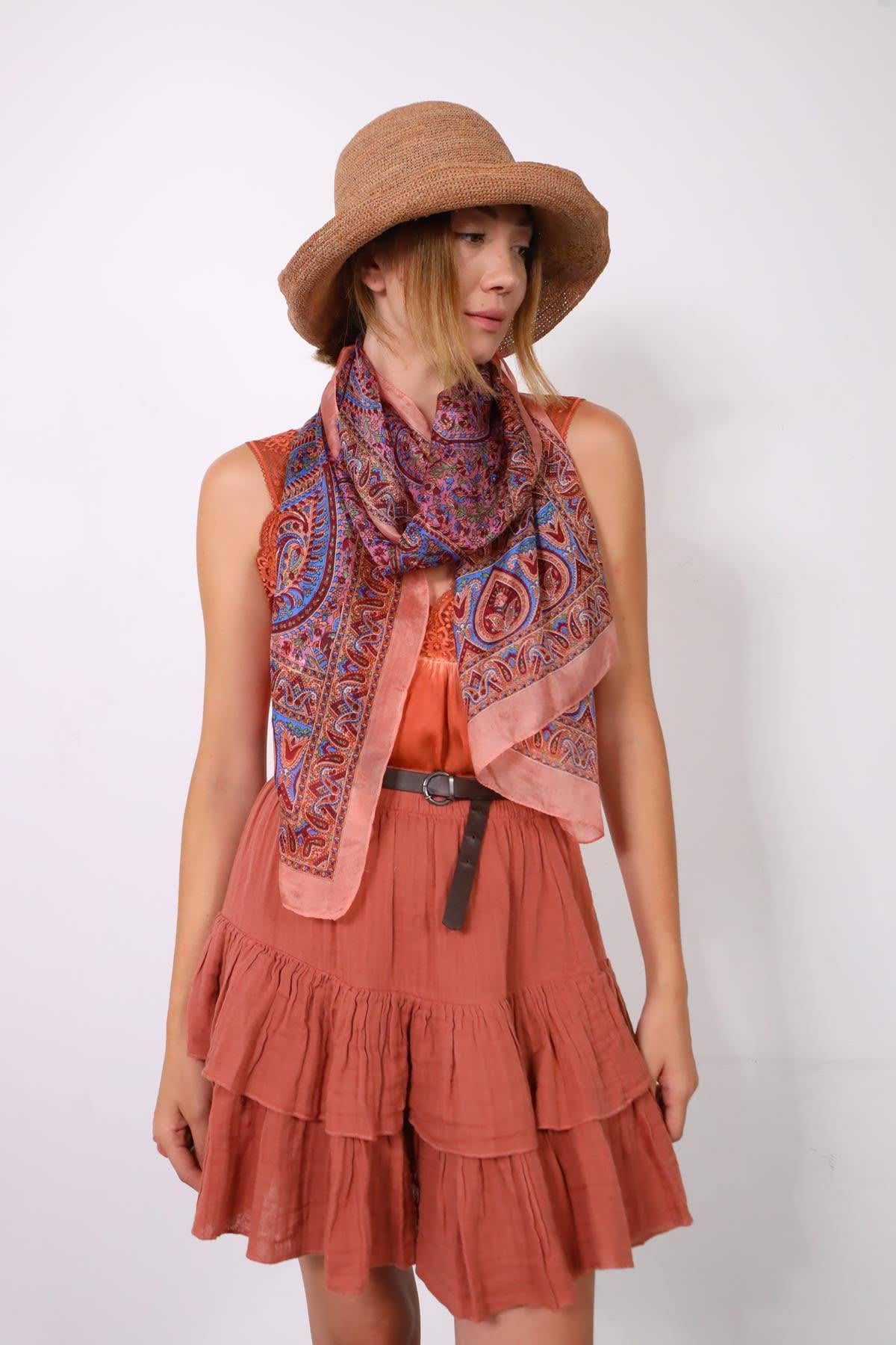 Gül Kurusu Desenli İpek Şal - Şaman Butik Gül Kurusu Desenli İpek Şal