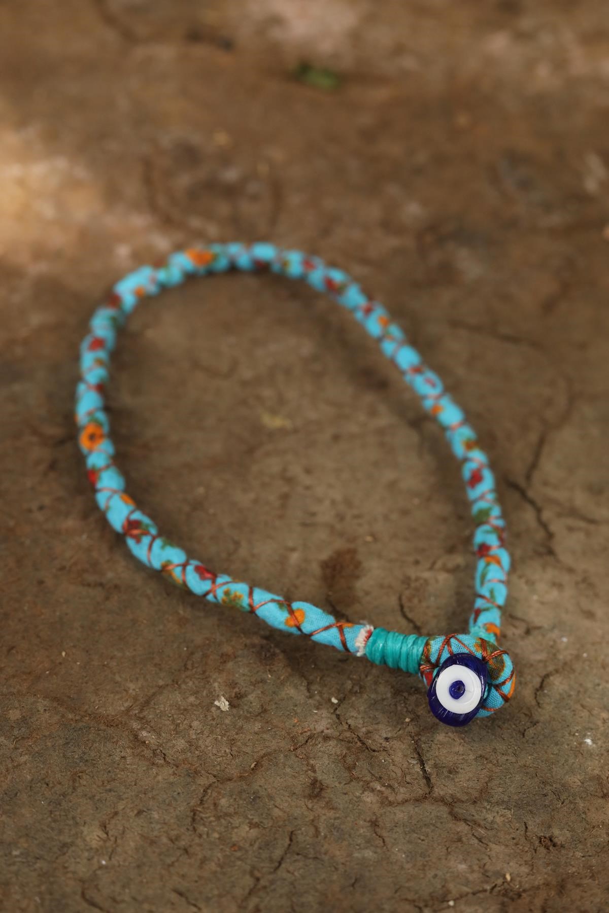 Renkli Nazar Boncuğu Detaylı Tasarım Kolye