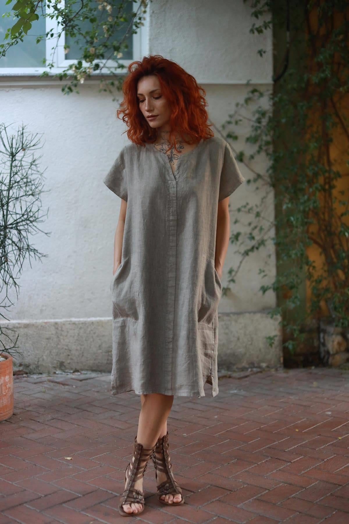 Vizon Rengi Önü Dikişli Cepli Midi Keten Elbise