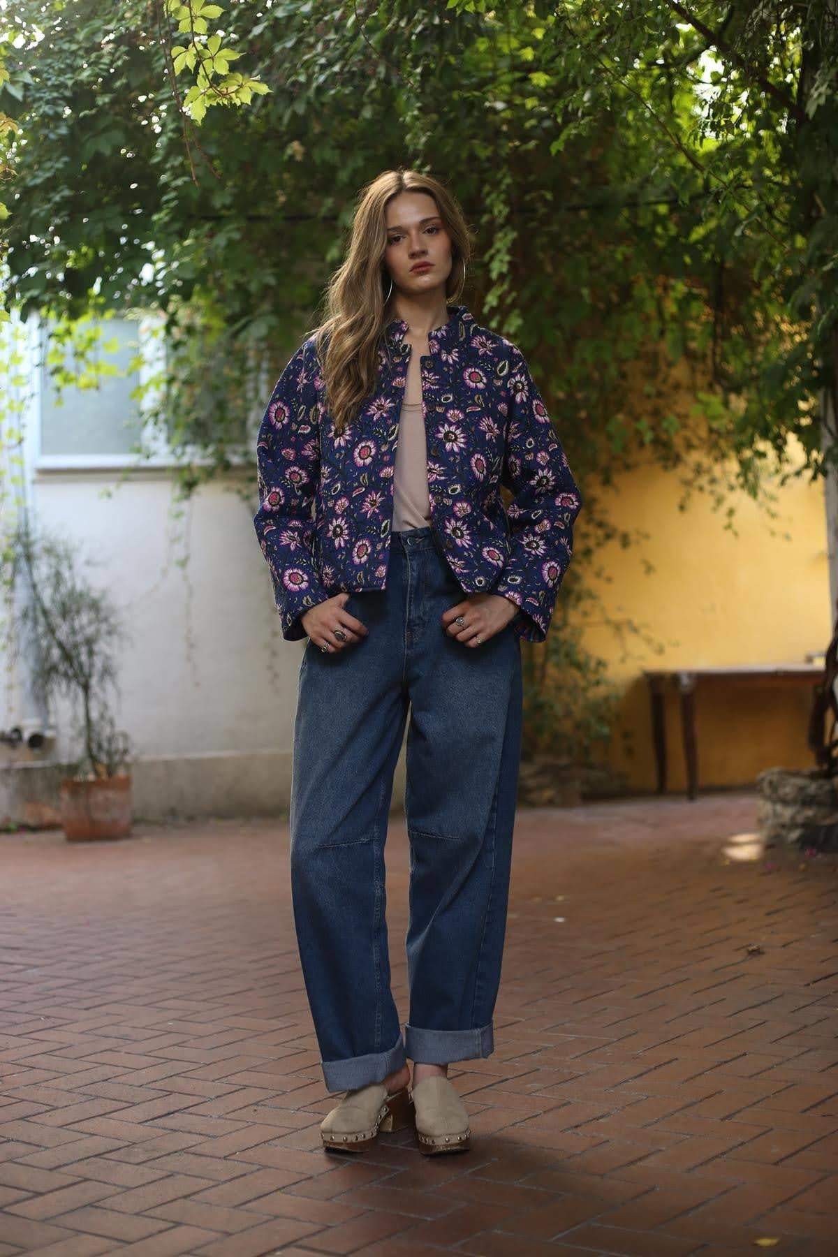 Lacivert Desenli Kapitone Ceket