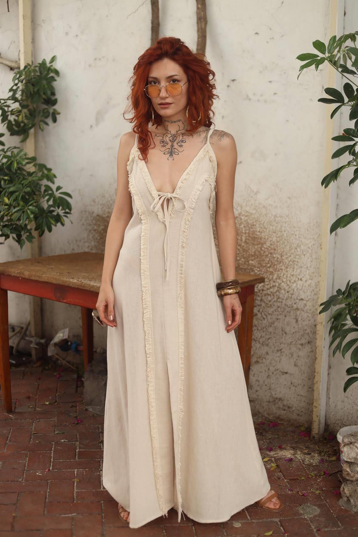 Krem Rengi Bağlamalı Önü Püsküllü Parçalı Bohem Elbise