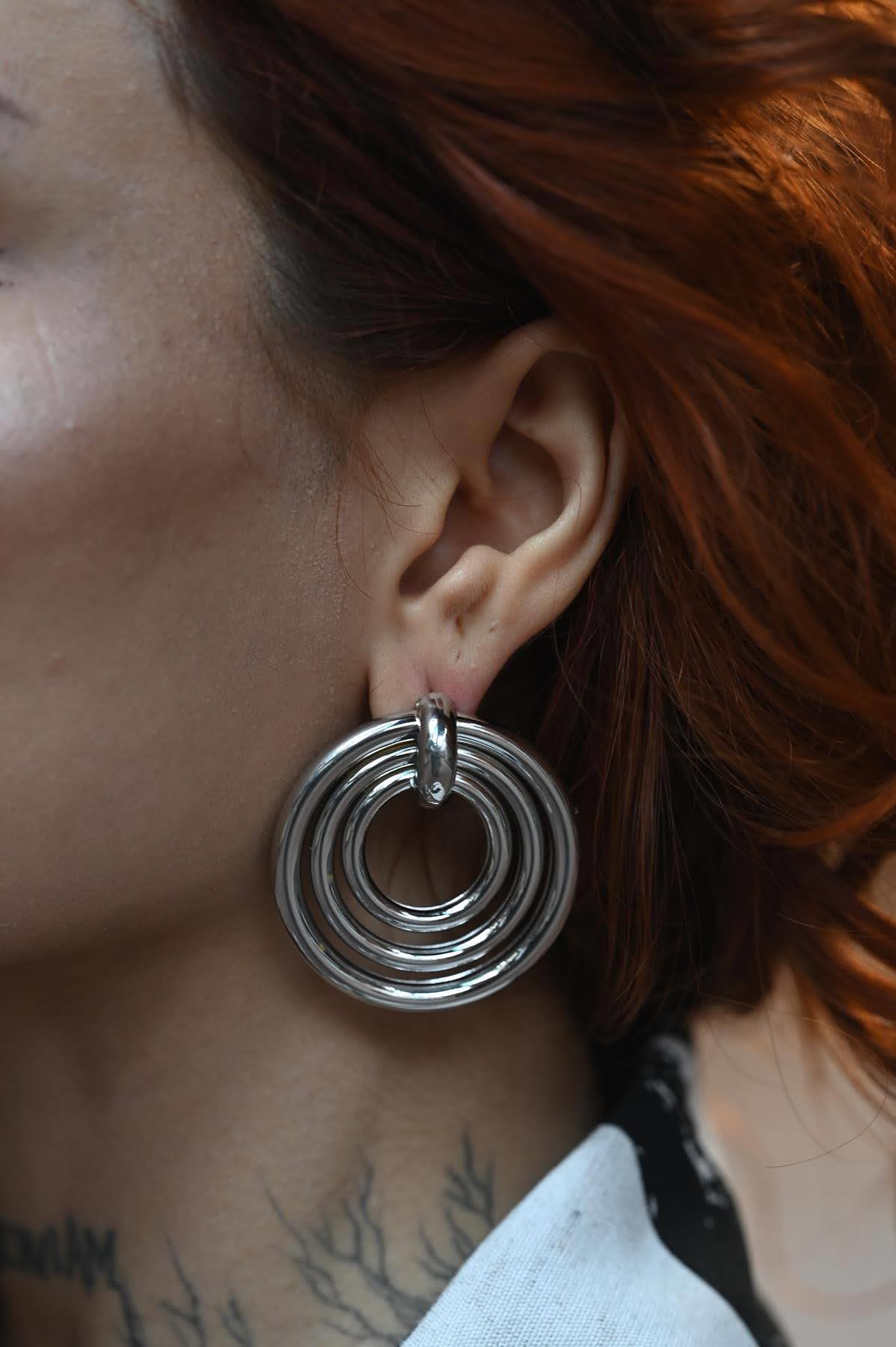 Daire Görünümlü Küpe