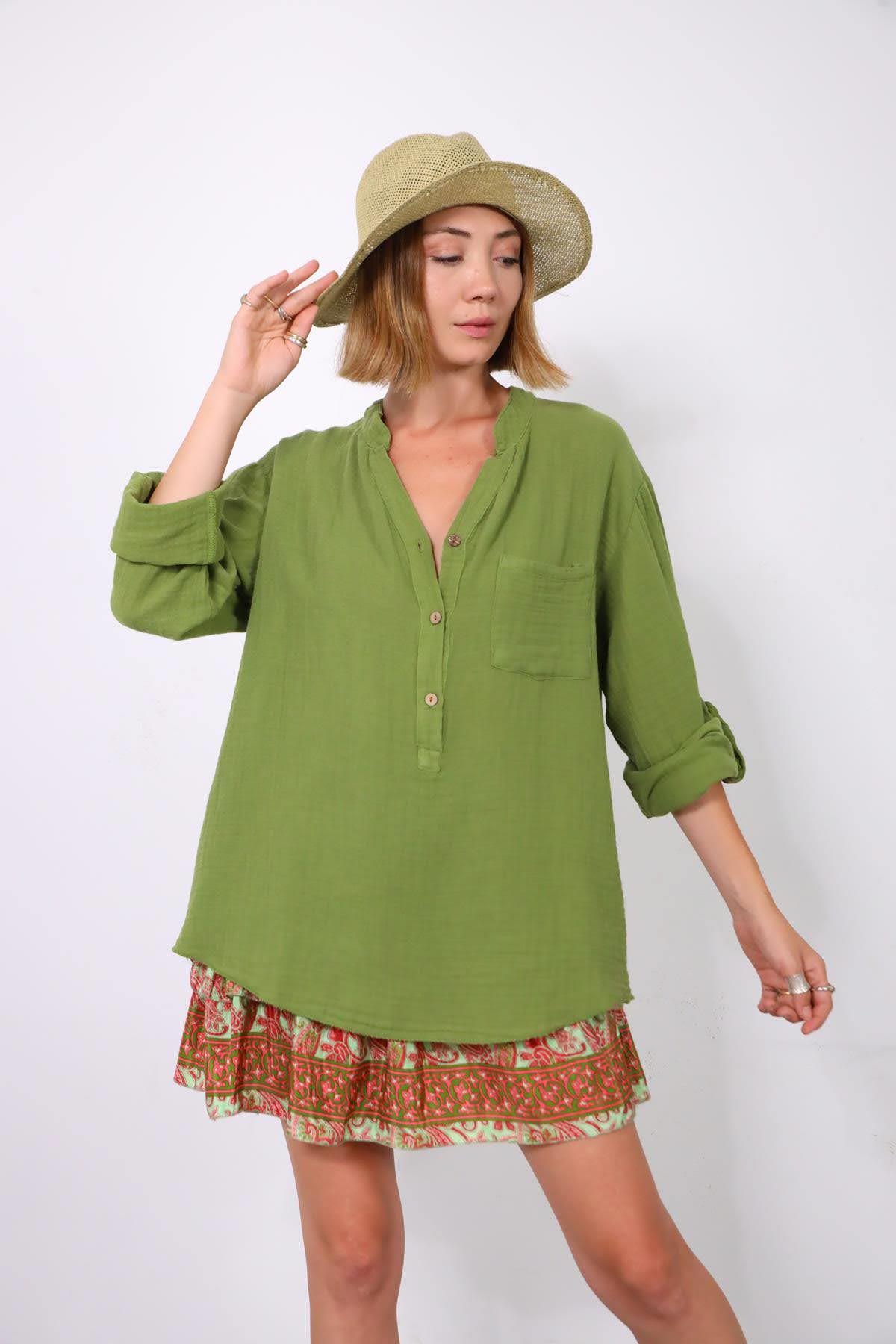 Haki Hakim Yaka Üç Düğmeli Müslin Gömlek - Şaman Butik Haki Hakim Yaka Üç Düğmeli Müslin Gömlek