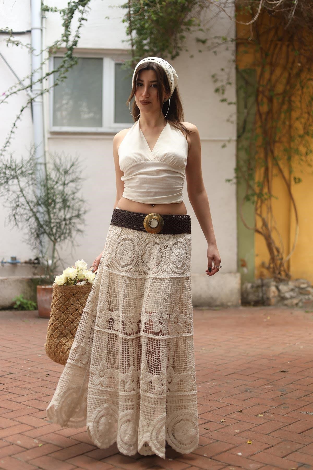 Krem Rengi Kısa Astarlı Dantel Etek