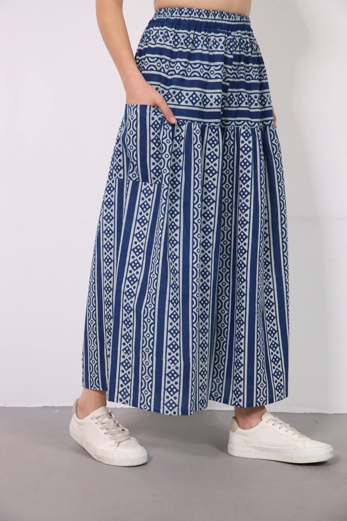 Mavi Yanları Cepli Otantik Desenli Bol Paça Pantolon - Şaman Butik Mavi Yanları Cepli Otantik Desenli Bol Paça Pantolon