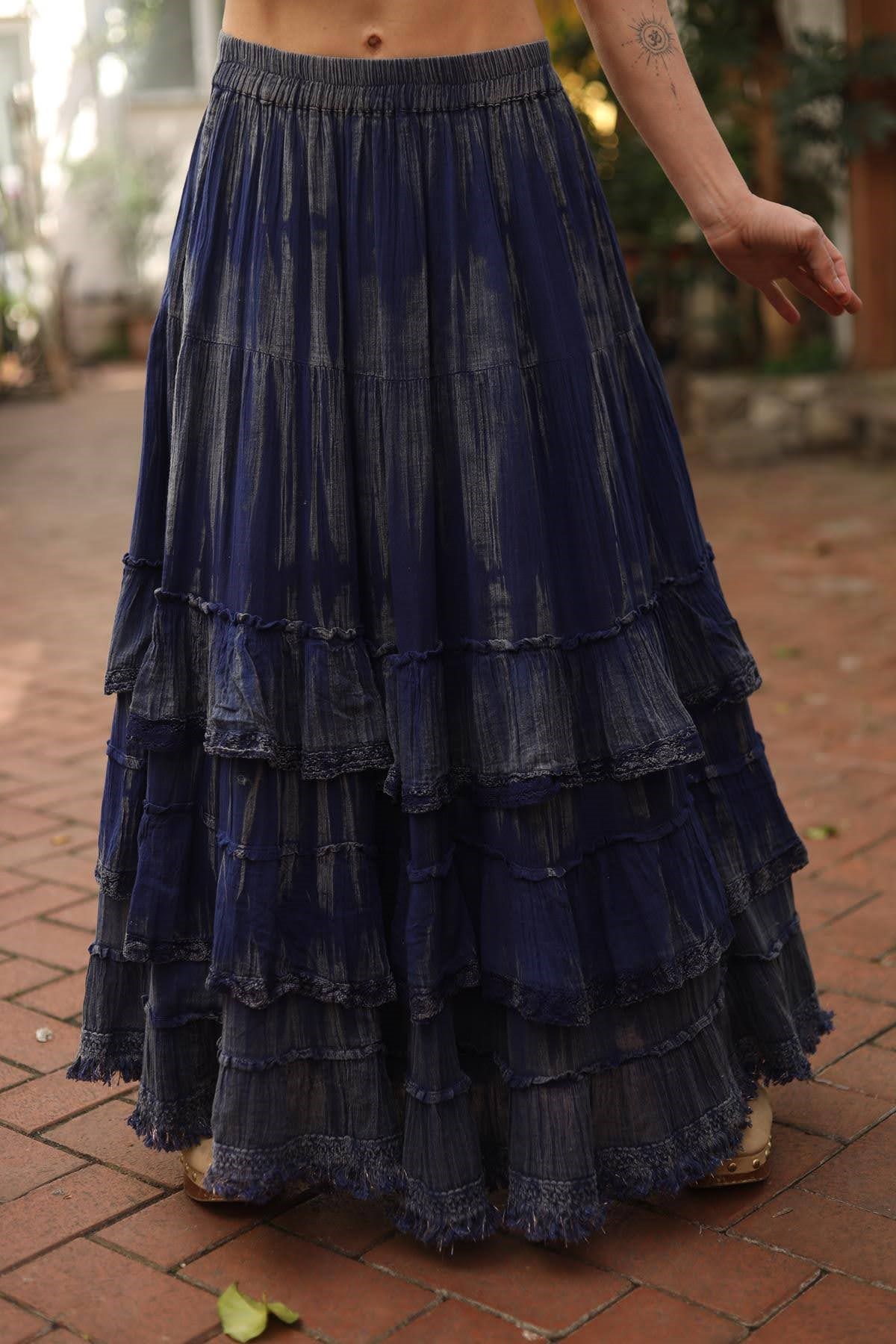 Saks Mavisi Taşlanmış Eteği Püsküllü Etek