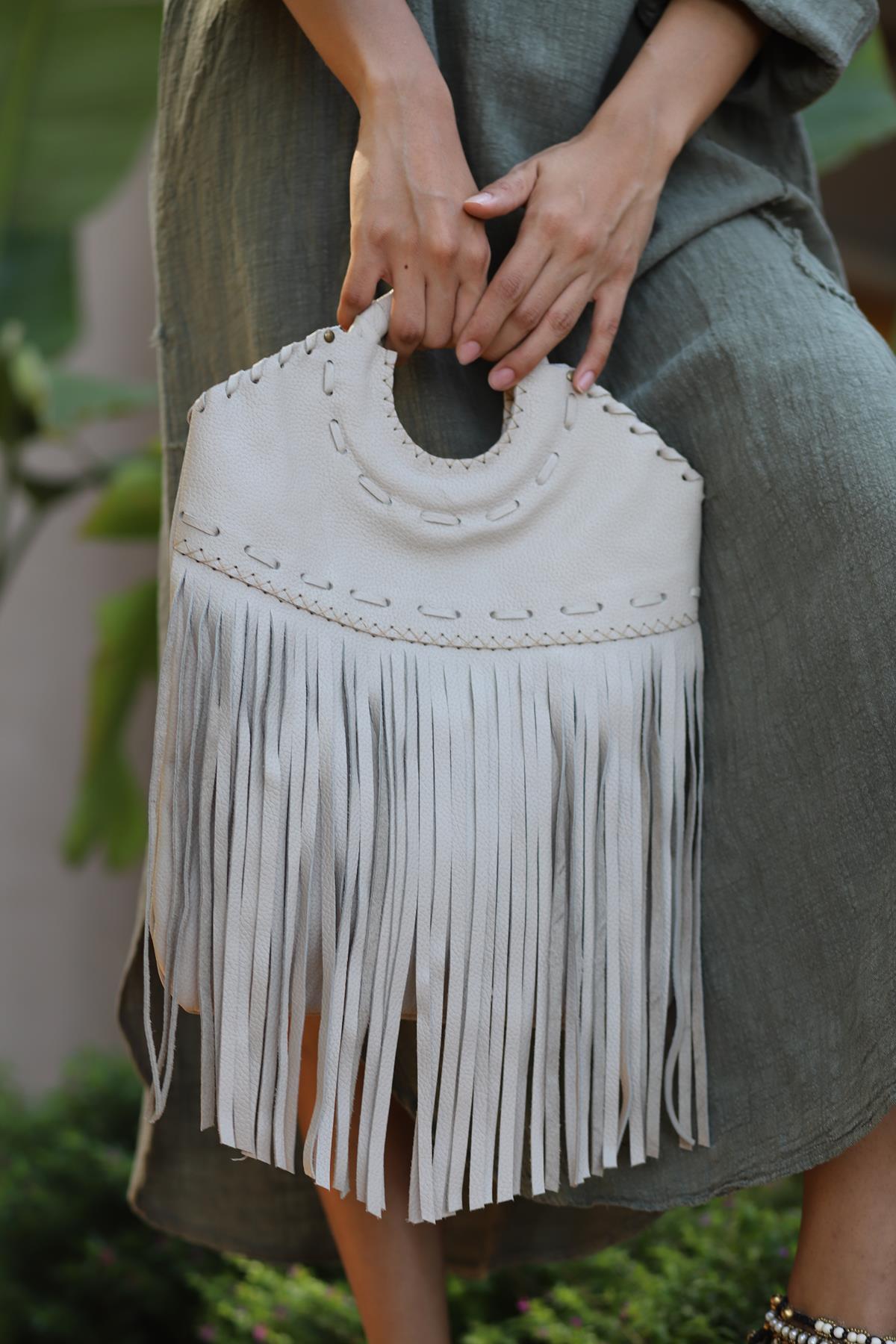 Krem Rengi Püsküllü Deri Çanta  - Şaman Butik Krem Rengi Püsküllü Deri Çanta