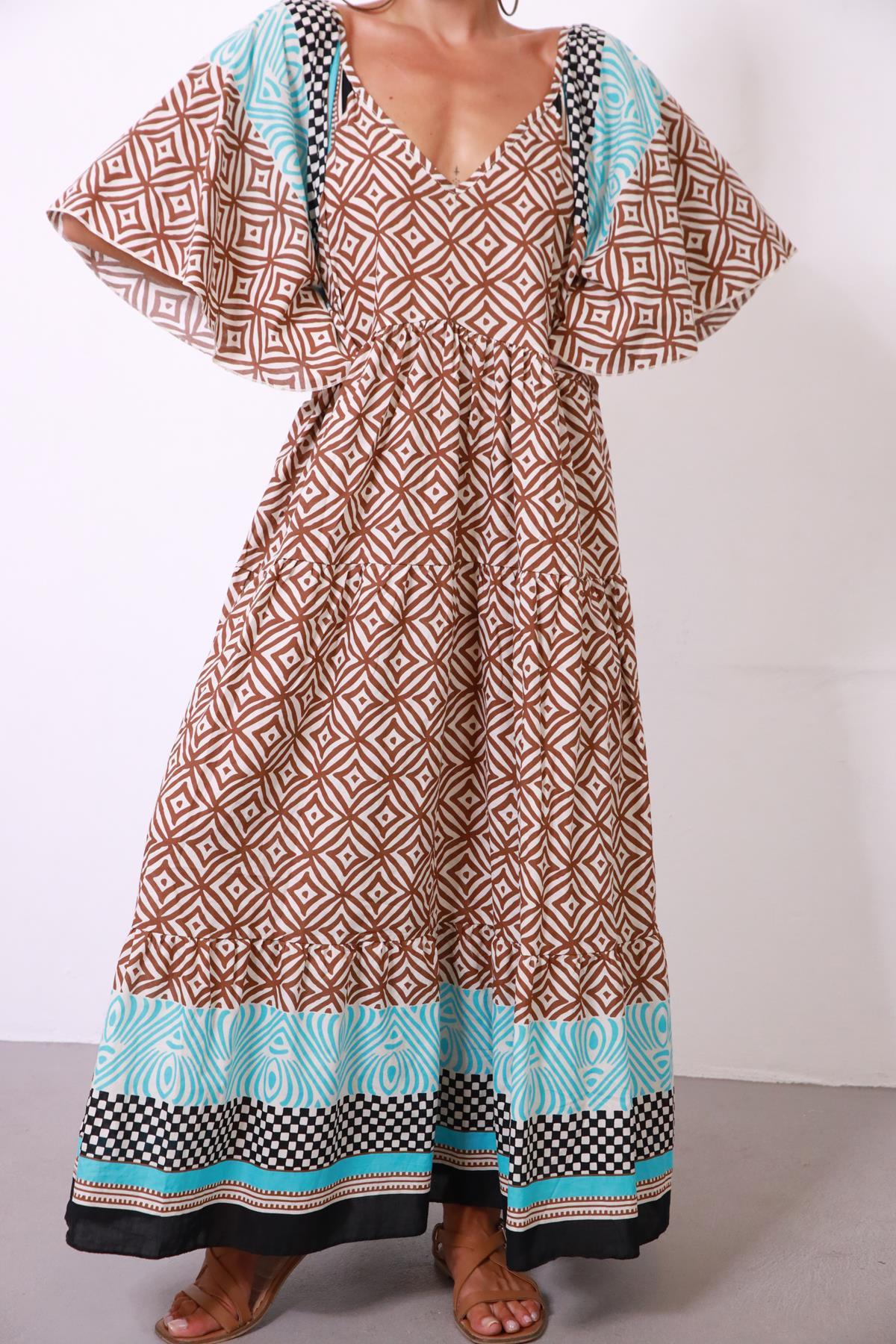  Kahverengi Desenli Önü Arkası V Yaka Yarasa Kol Elbise