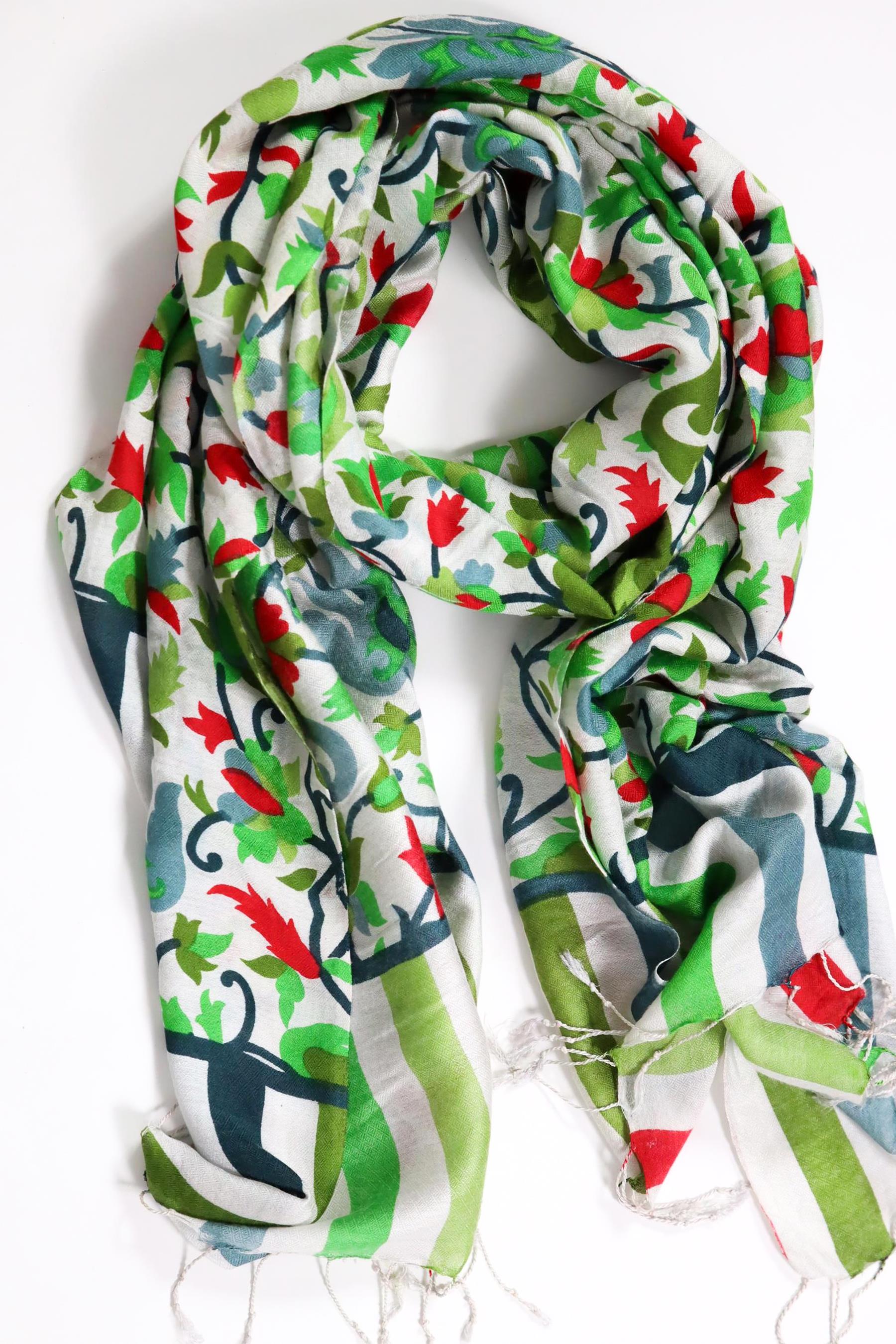 Ekru Püsküllü Desenli İpek Şal - Şaman Butik Ekru Püsküllü Desenli İpek Şal