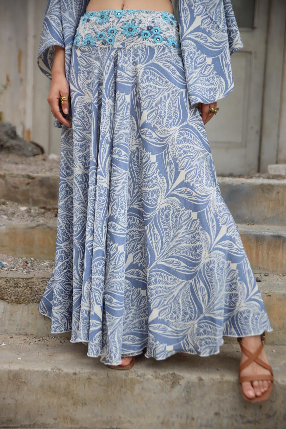 İndigo Mavi Desenli İpek Pantolon Etek - Şaman Butik İndigo Mavi Desenli İpek Pantolon Etek