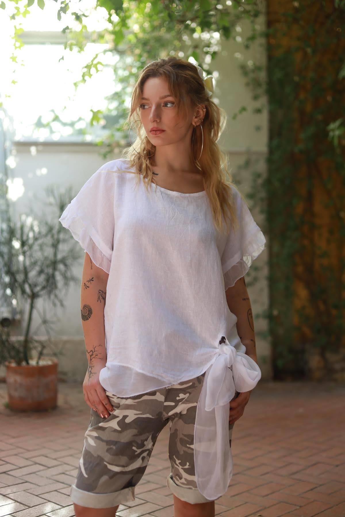 Beyaz Sırt Dekolteli İpek Detaylı Keten Bluz