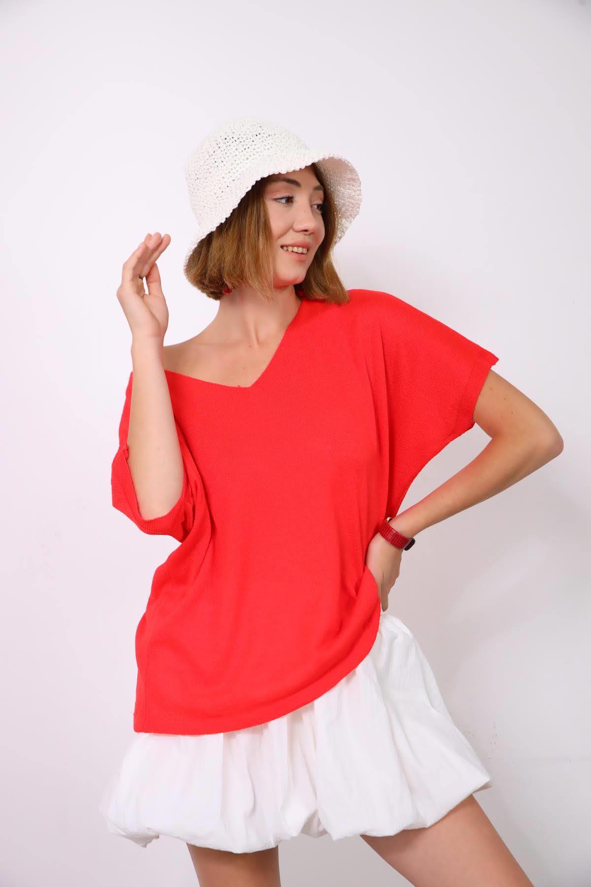 Kırmızı V Yaka Yarasa Kol Triko Bluz - Şaman Butik Kırmızı V Yaka Yarasa Kol Triko Bluz