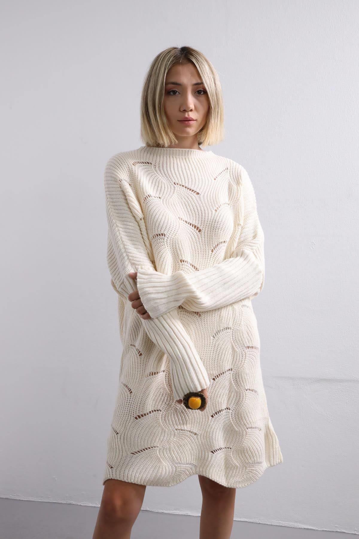 Krem Rengi Bisiklet Yaka Yarasa Kol Kazak - Şaman Butik Krem Rengi Bisiklet Yaka Yarasa Kol Kazak