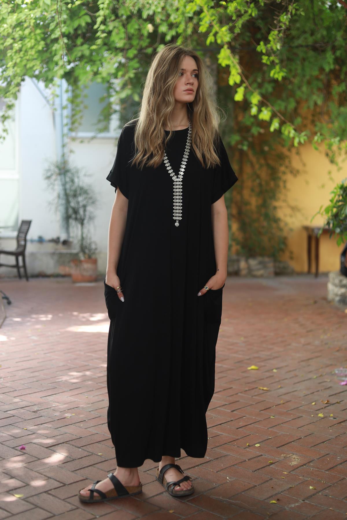 Siyah Kısa Kollu Cepli Elbise