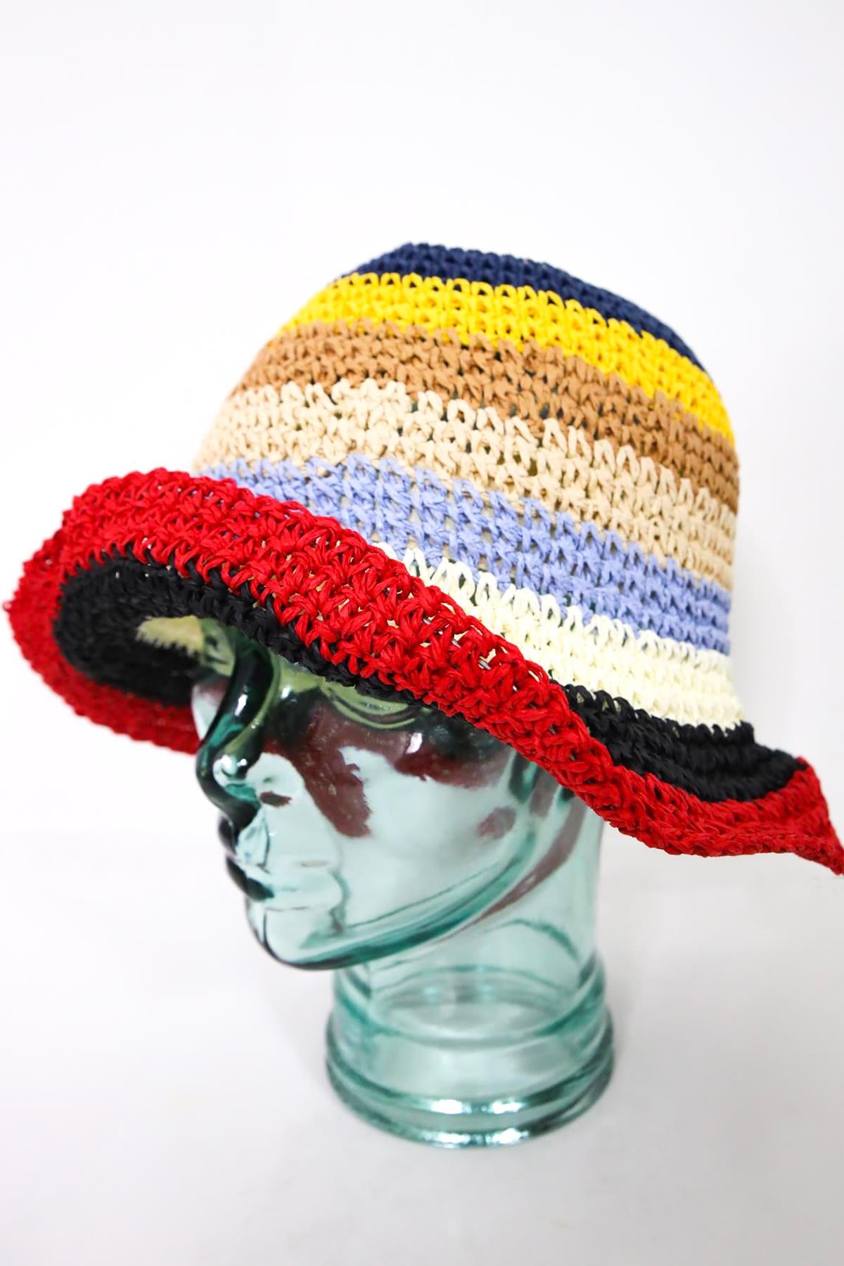 Kırmızı Siyah Hasır El Örgüsü Bucket Şapka - Şaman Butik Kırmızı Siyah Hasır El Örgüsü Bucket Şapka