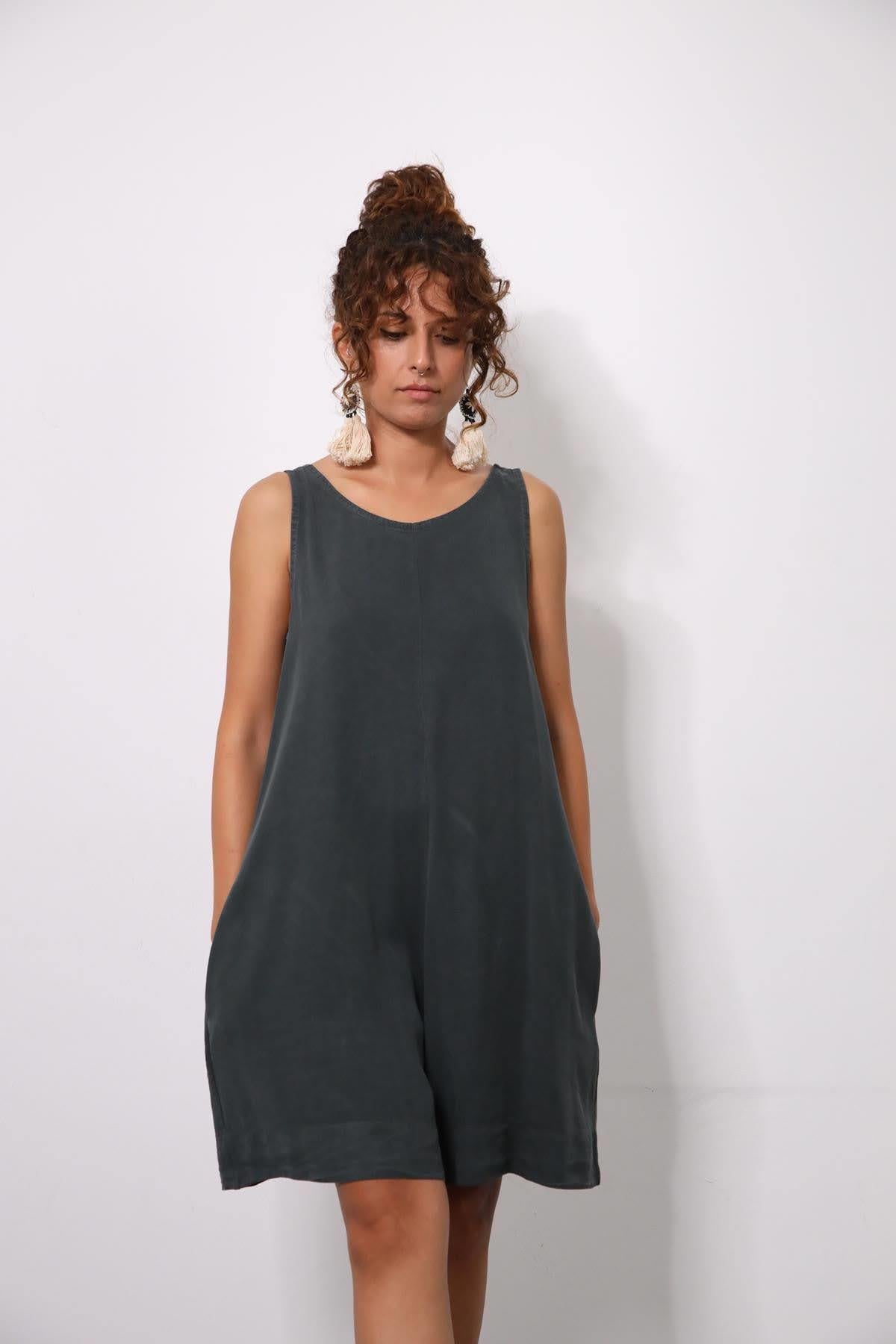  Petrol Yeşili Sırt Detaylı Kısa Salopet Tulum