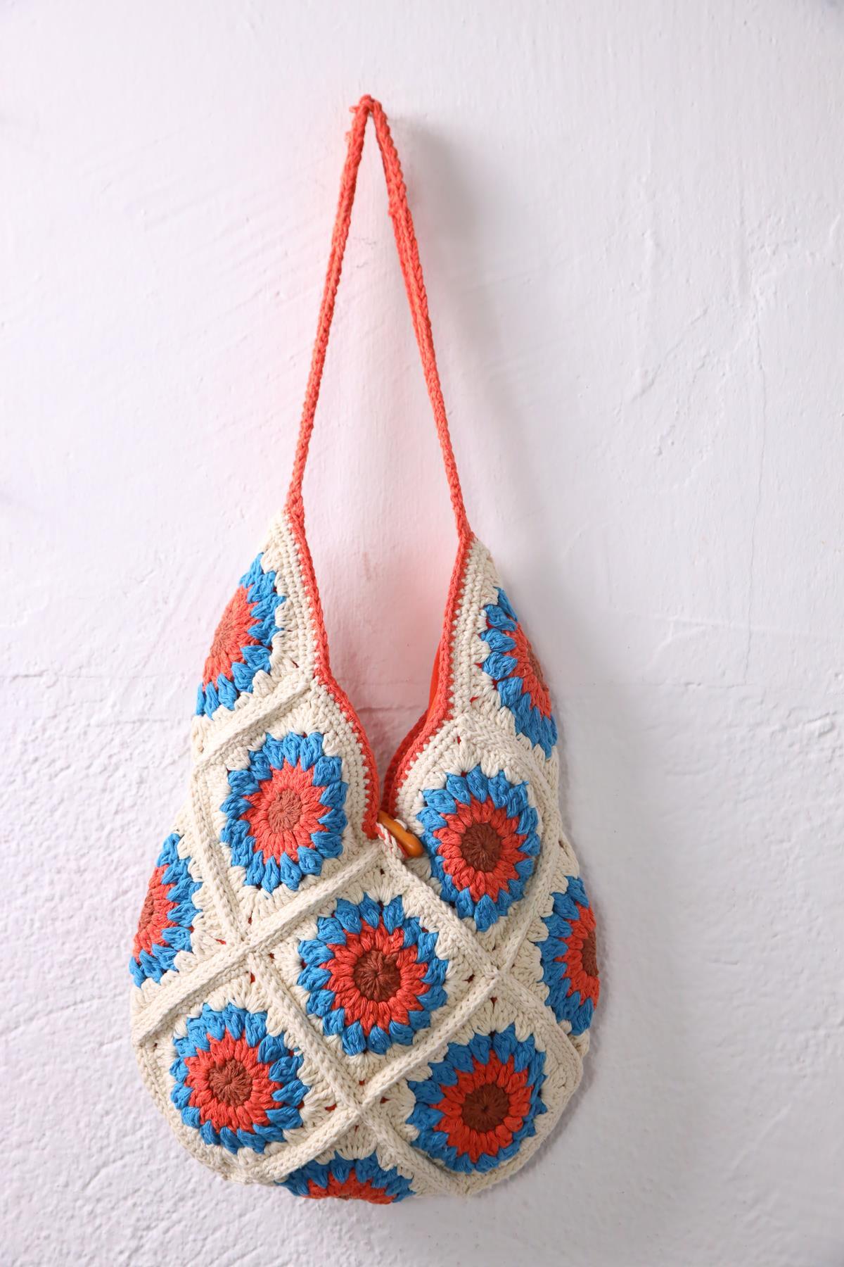  Ekru Papatya Desenli Çanta