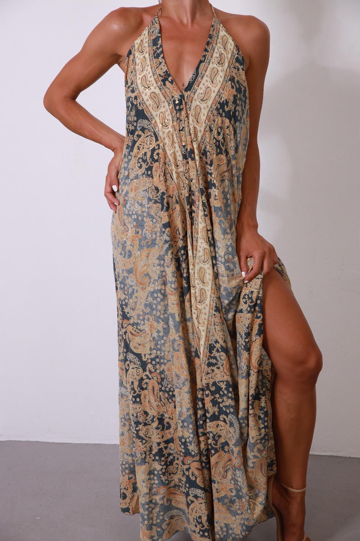 Gri V Yaka Sırt Dekolteli Önü Dikiş Detaylı İpek Elbise - Şaman Butik Gri V Yaka Sırt Dekolteli Önü Dikiş Detaylı İpek Elbise