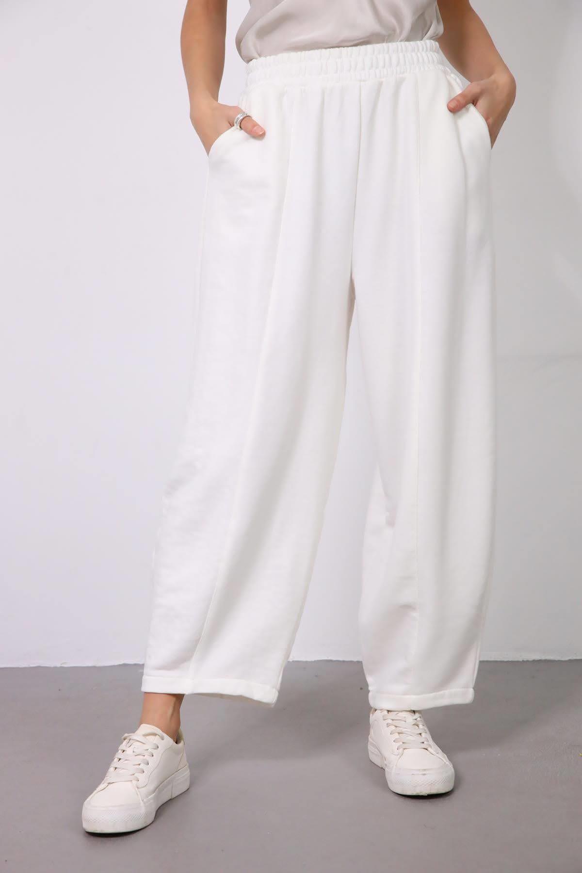  Beyaz Önü Dikişli Balon Pantolon