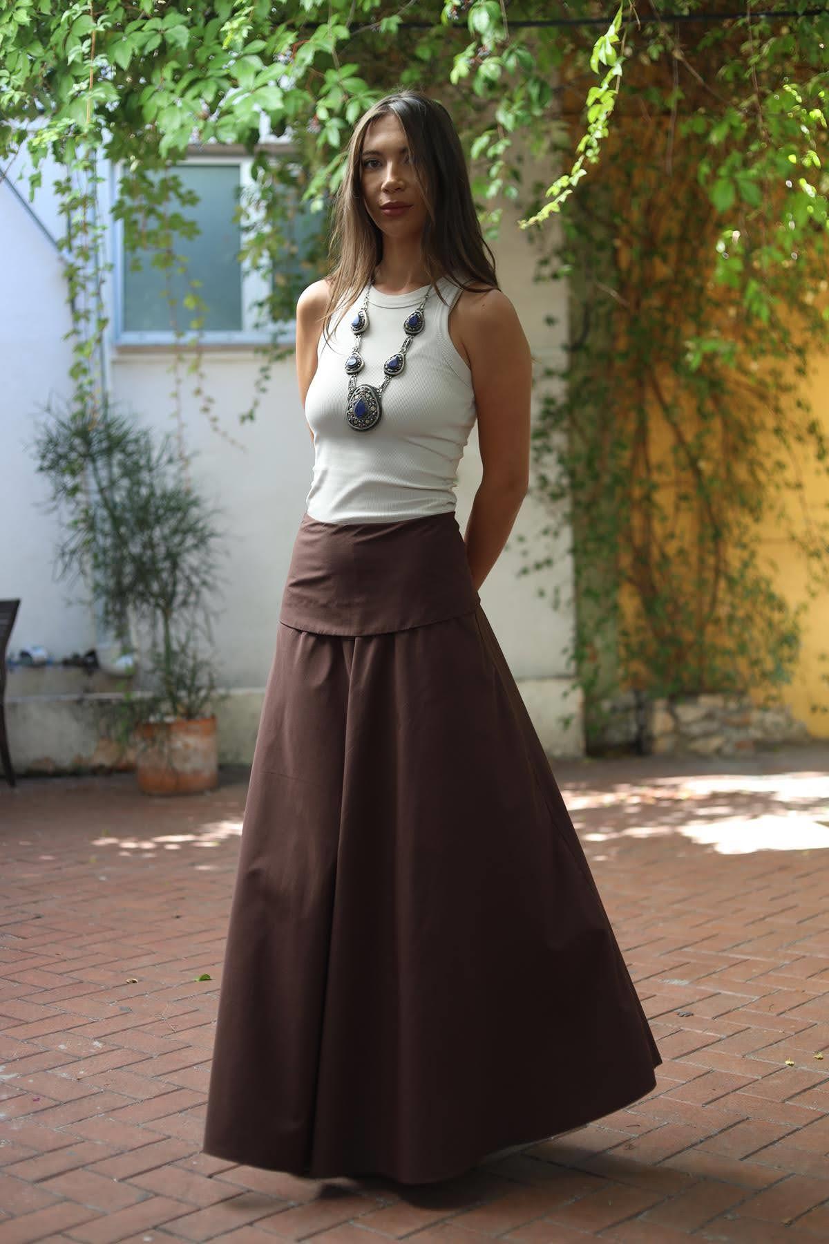 Kahverengi Beli Katlı Saten Etek