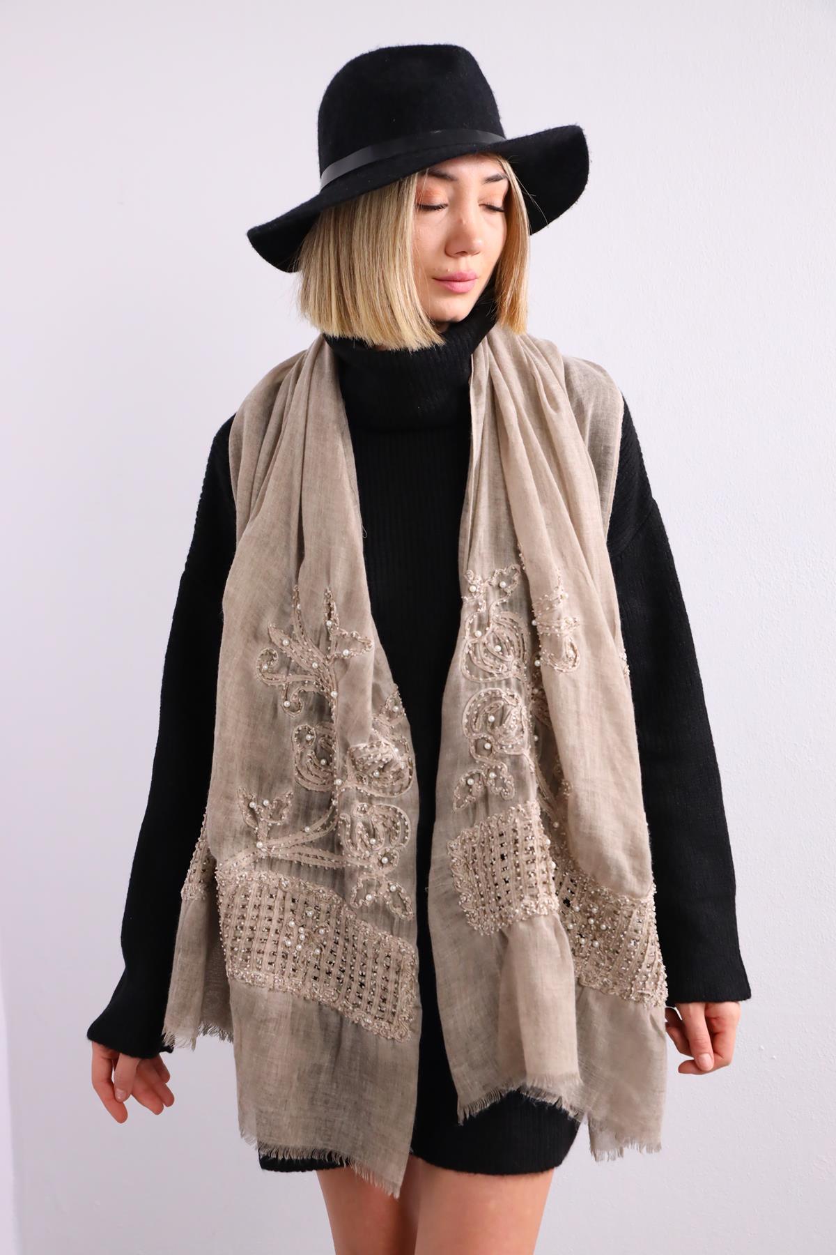 Vizon Rengi File Detay İnci İşlemeli Şal - Şaman Butik Vizon Rengi File Detay İnci İşlemeli Şal