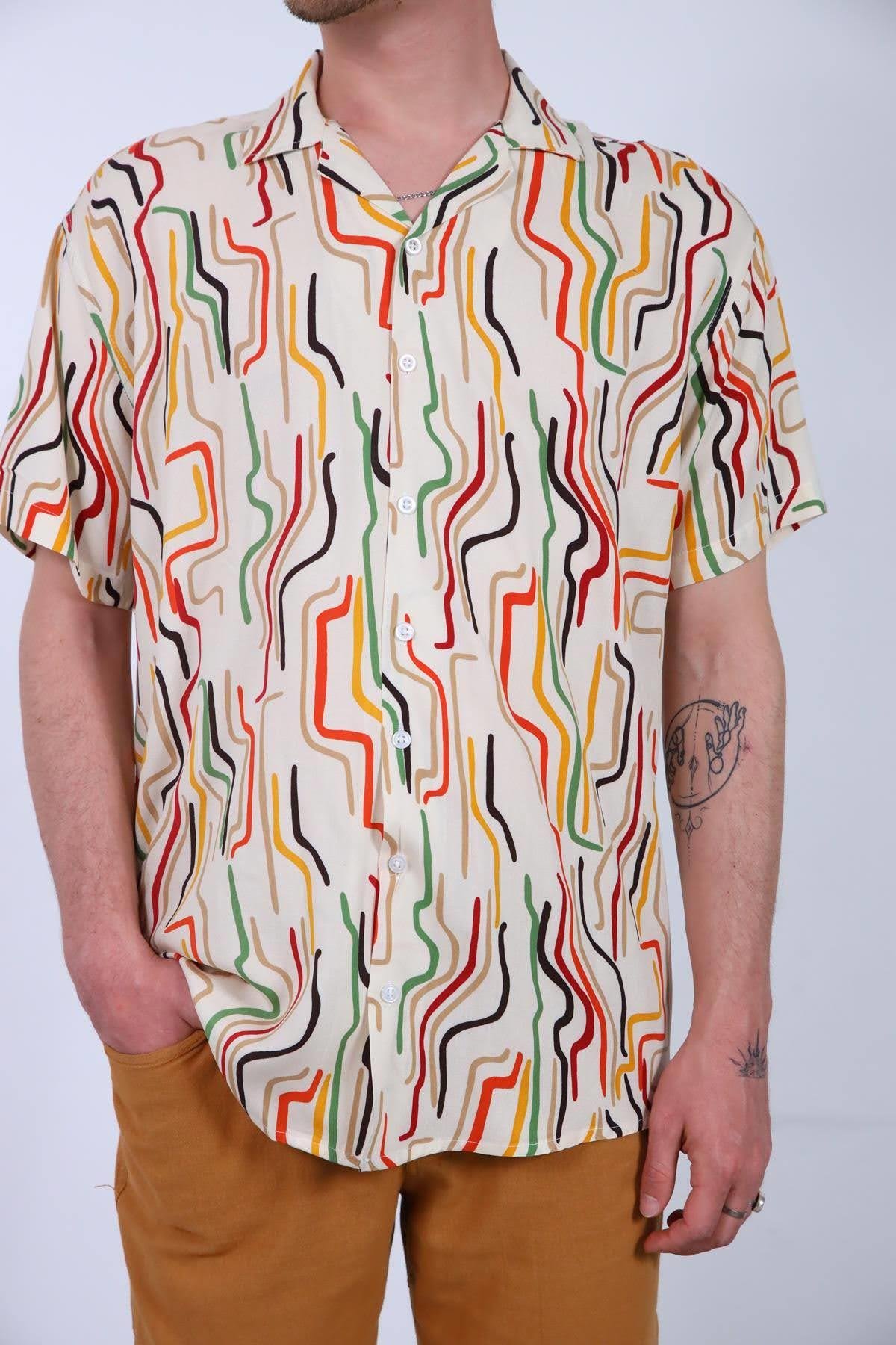  Krem Rengi Desenli Kısa Kollu Erkek Gömlek