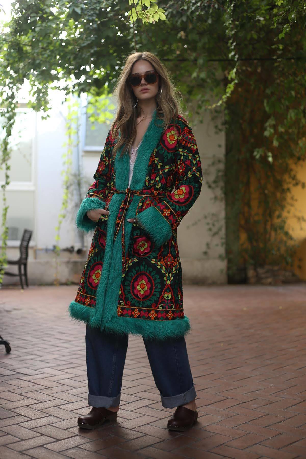 Petrol Mavisi İşlemeli Kürk Detaylı Boho Kaban