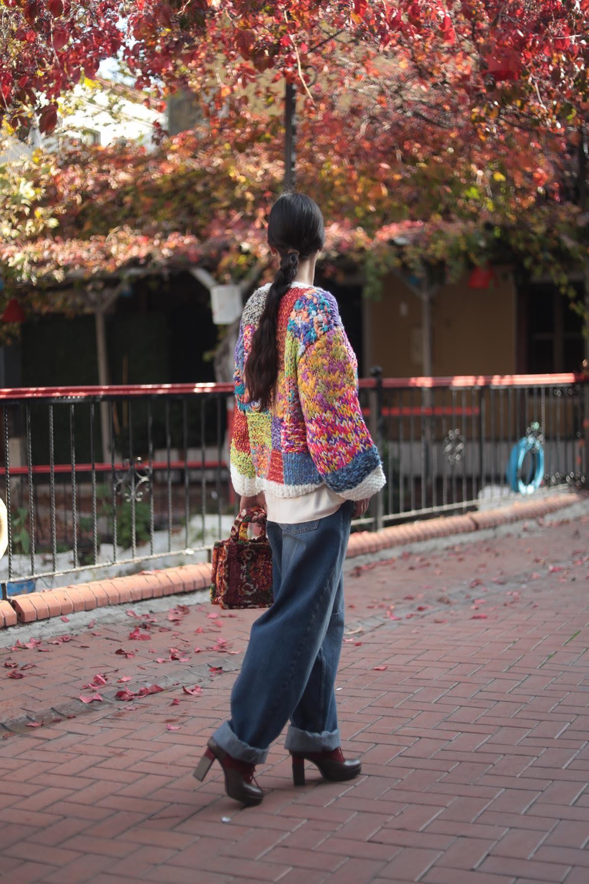 Renkli Patchwork Örgü Hırka