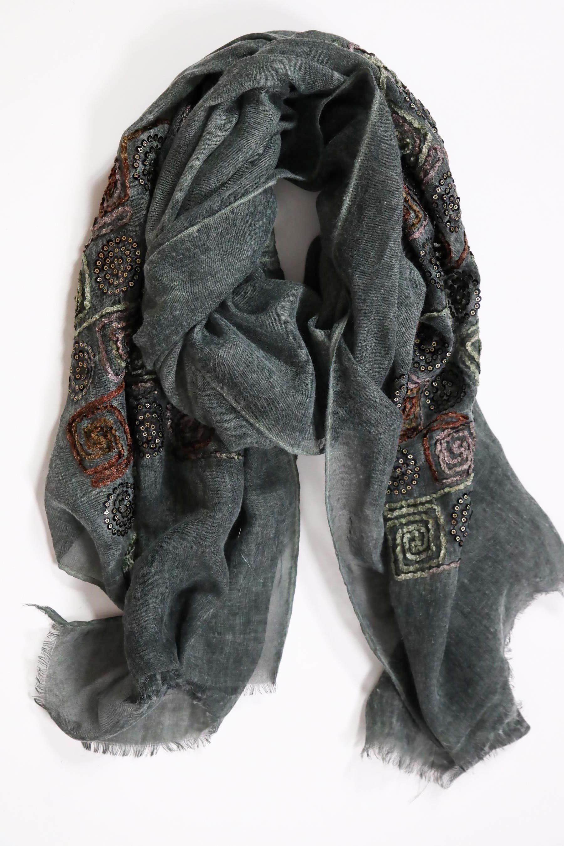 Koyu Haki İşlemeli Saçaklı Şal - Şaman Butik Koyu Haki İşlemeli Saçaklı Şal