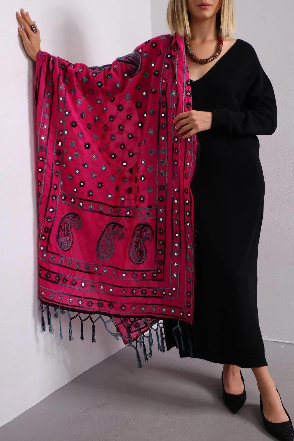 Pembe Çiçek İşlemeli Pullu Büyük Şal - Şaman Butik Pembe Çiçek İşlemeli Pullu Büyük Şal