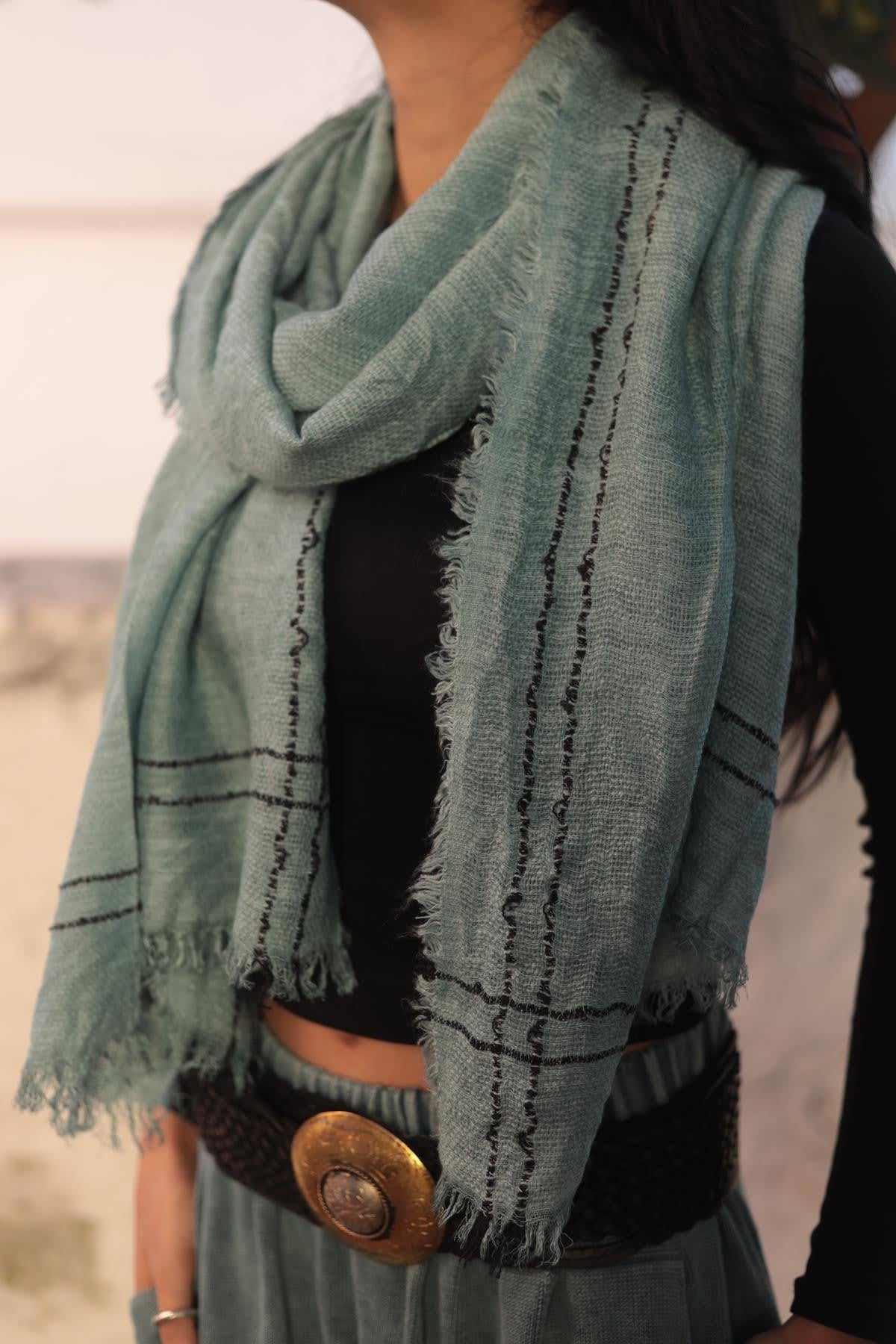 Mint Yeşili Kenarları Çizgili Yünlü Pamuk Şal