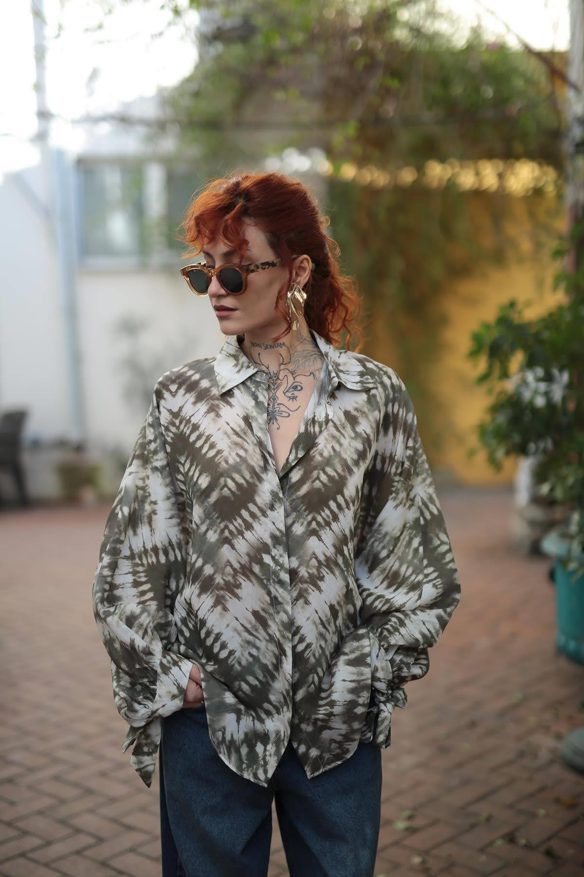 Ekru Kolları Bağlamalı Desenli Oversize Gömlek