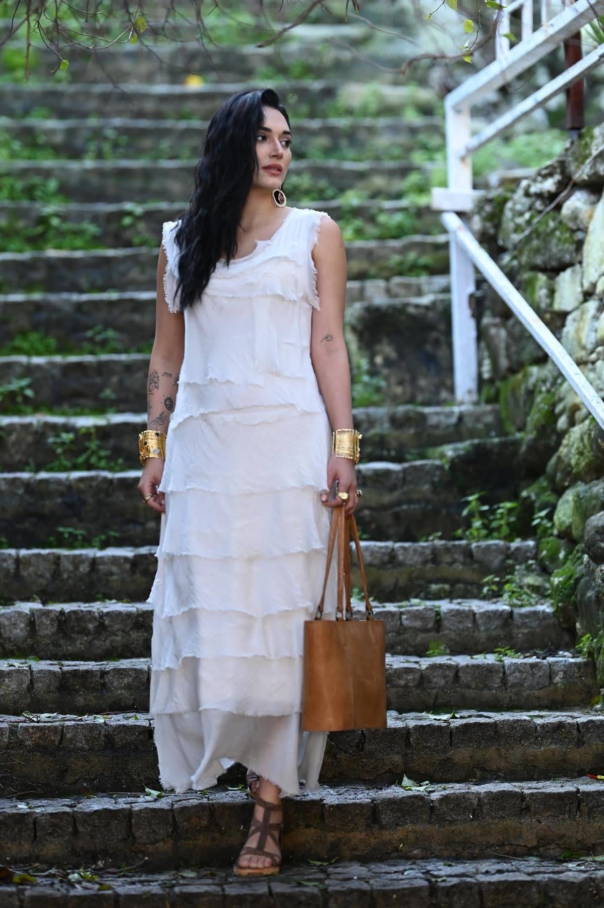 Ekru Kolsuz Kat Kat İpek Elbise