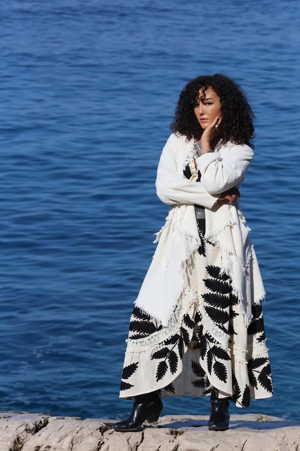 Ekru Püskül Detaylı Kısa Etamin Kaftan