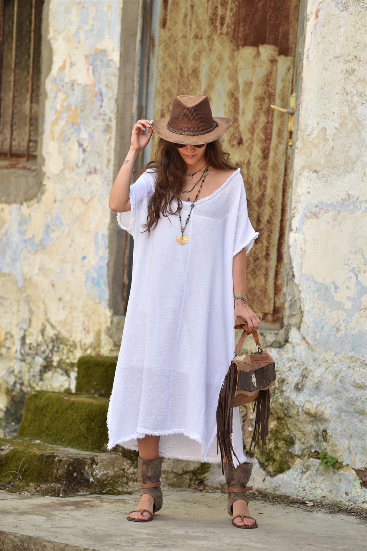 Beyaz Püsküllü Salaş Keten Elbise - Şaman Butik - Bohem Giyim ve Aksesuar |  Kadın & Erkek
