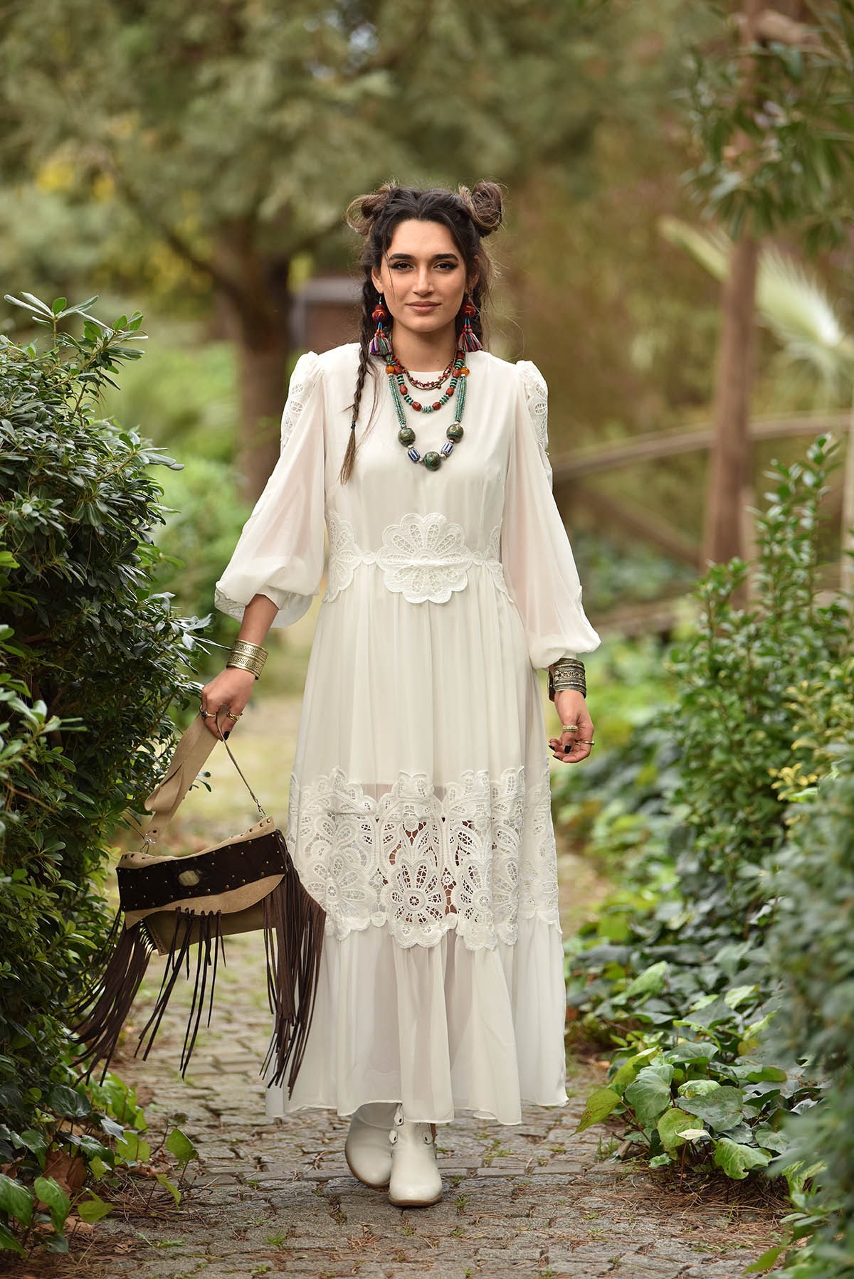 Beyaz Sırtı Fermuar Detay Dantelli Boho Elbise - Şaman Butik - Bohem Giyim  ve Aksesuar | Kadın & Erkek