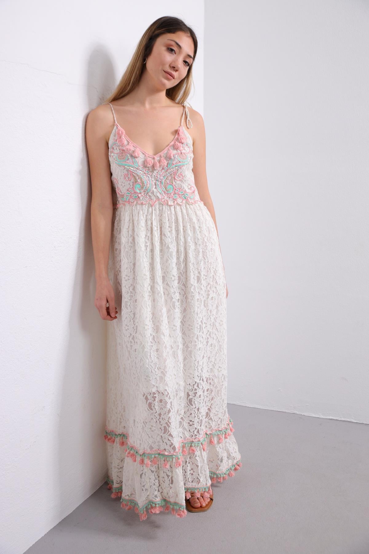 Ekru İşlemeli Ponponlu Askılı Elbise - Şaman Butik Ekru İşlemeli Ponponlu Askılı Elbise