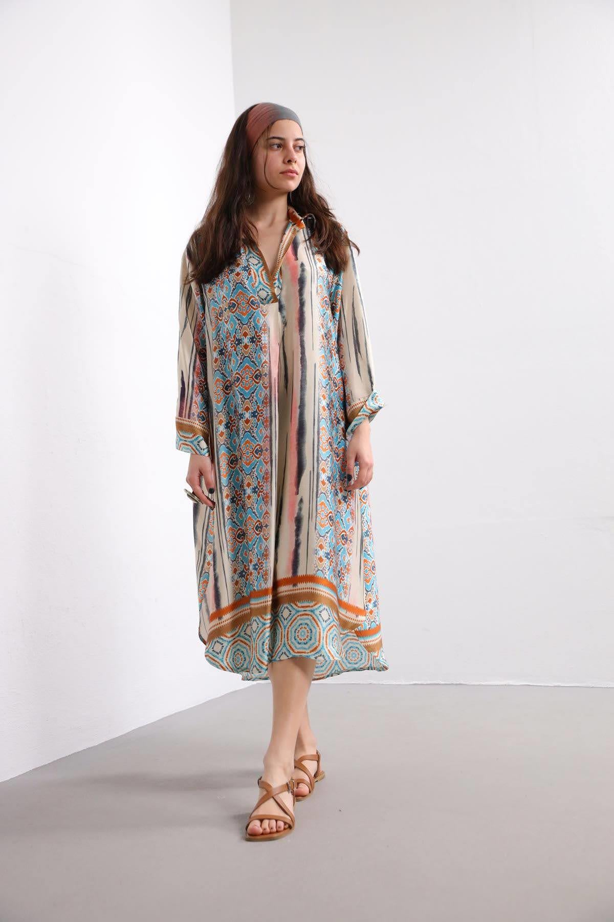 Krem Rengi Batikli Yakalı Elbise - Şaman Butik Krem Rengi Batikli Yakalı Elbise