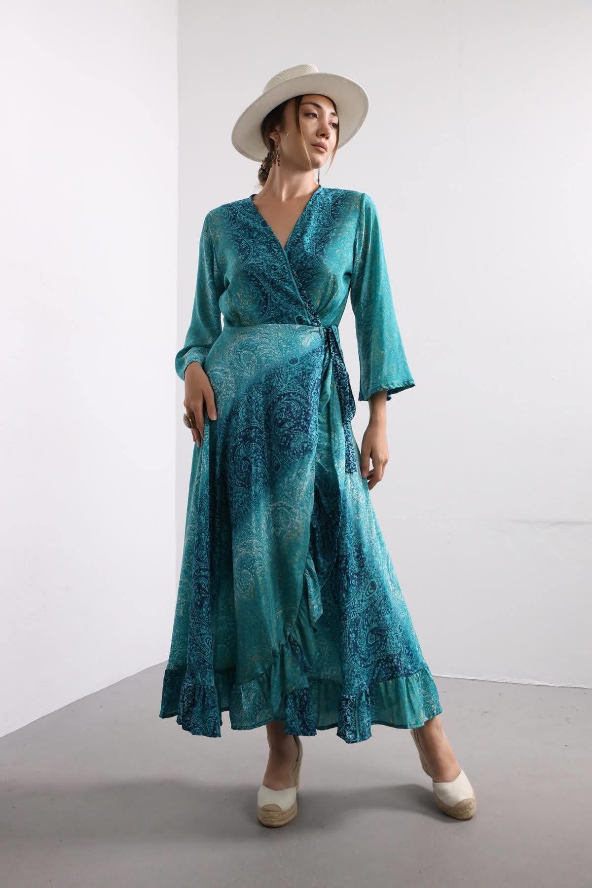 Mavi Desenli Anvelop İpek Elbise - Şaman Butik Mavi Desenli Anvelop İpek Elbise