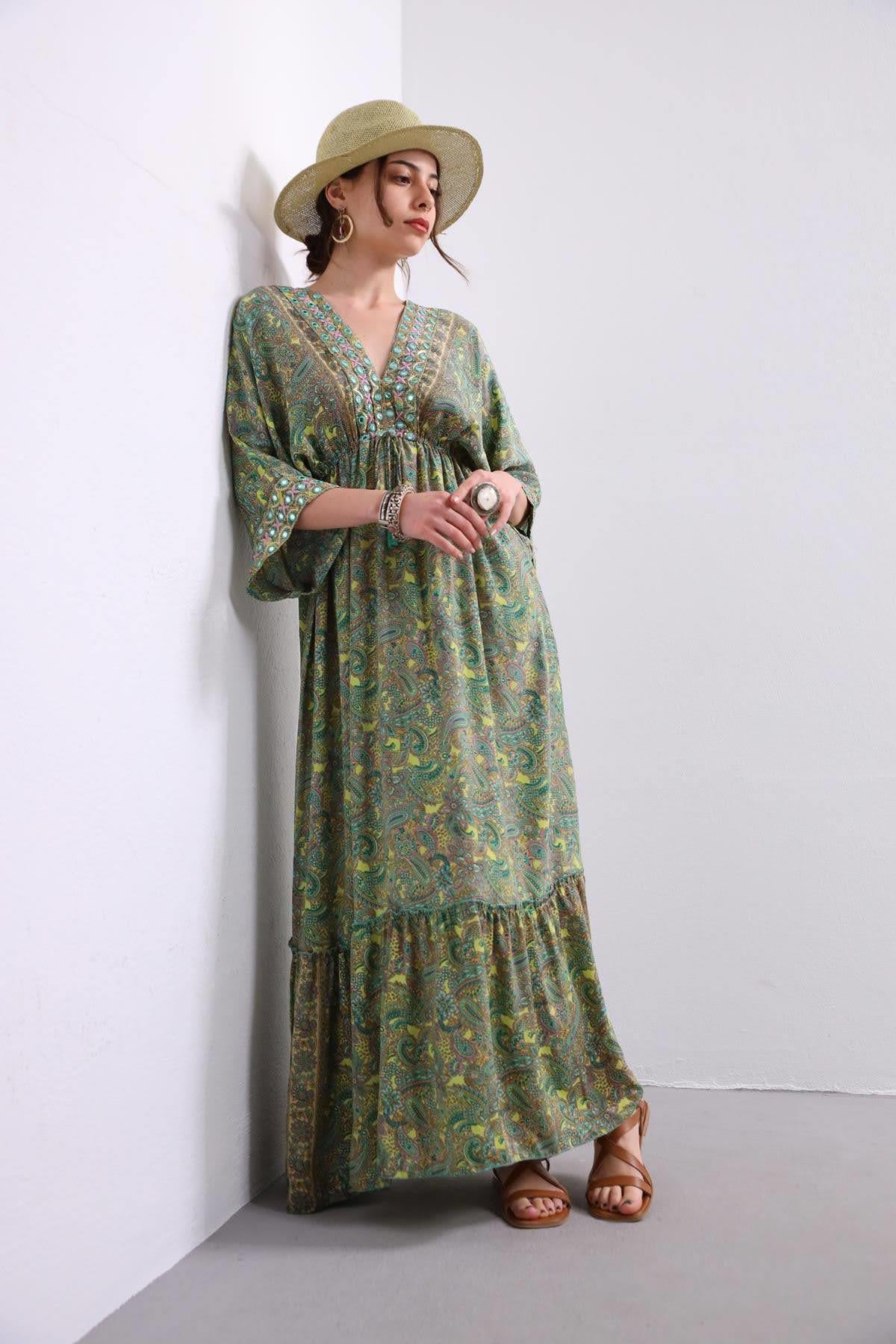 Mint Yeşili V Yaka Ayna Detay Desenli Elbise - Şaman Butik Mint Yeşili V Yaka Ayna Detay Desenli Elbise